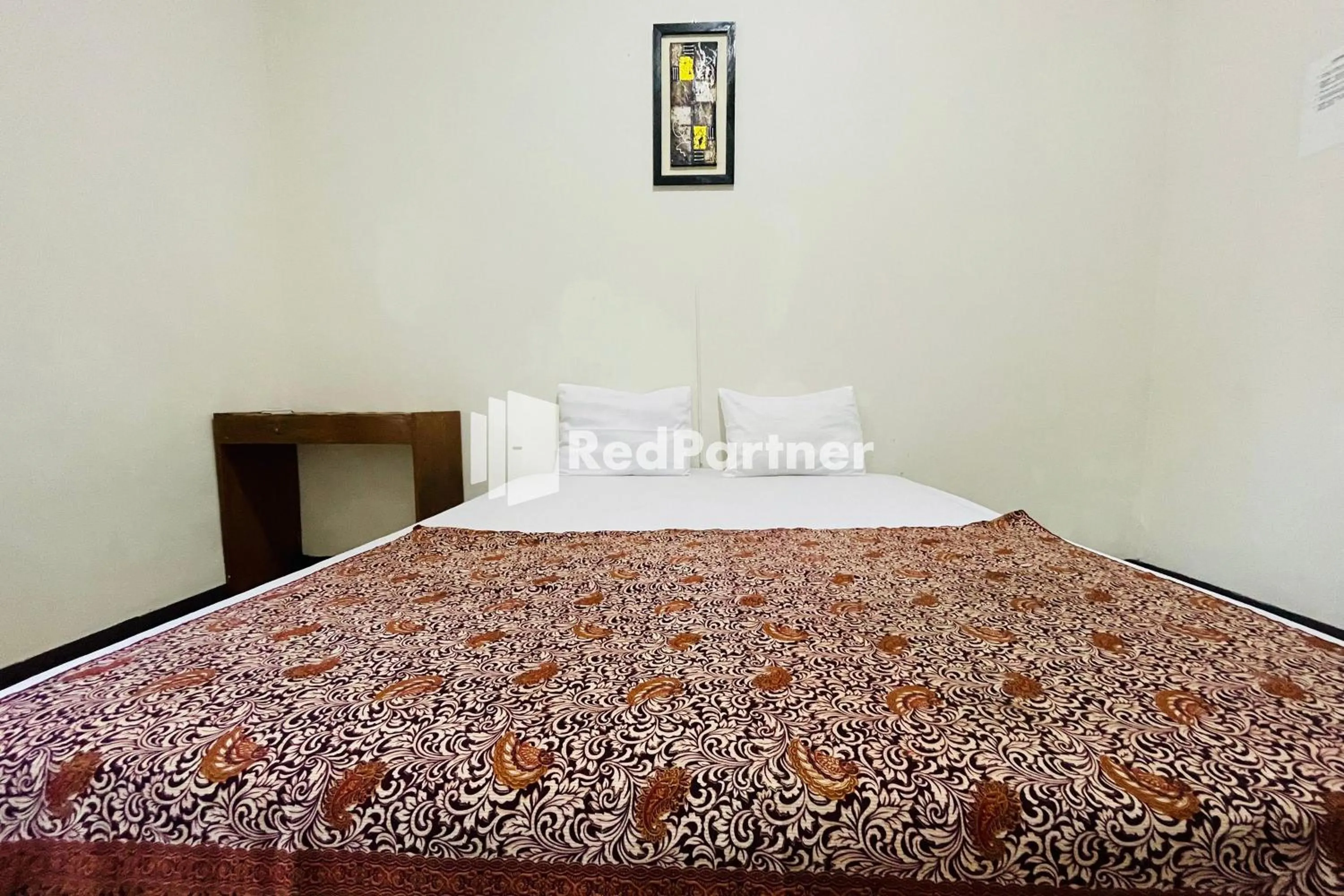 Bed in Langko 48 RedPartner