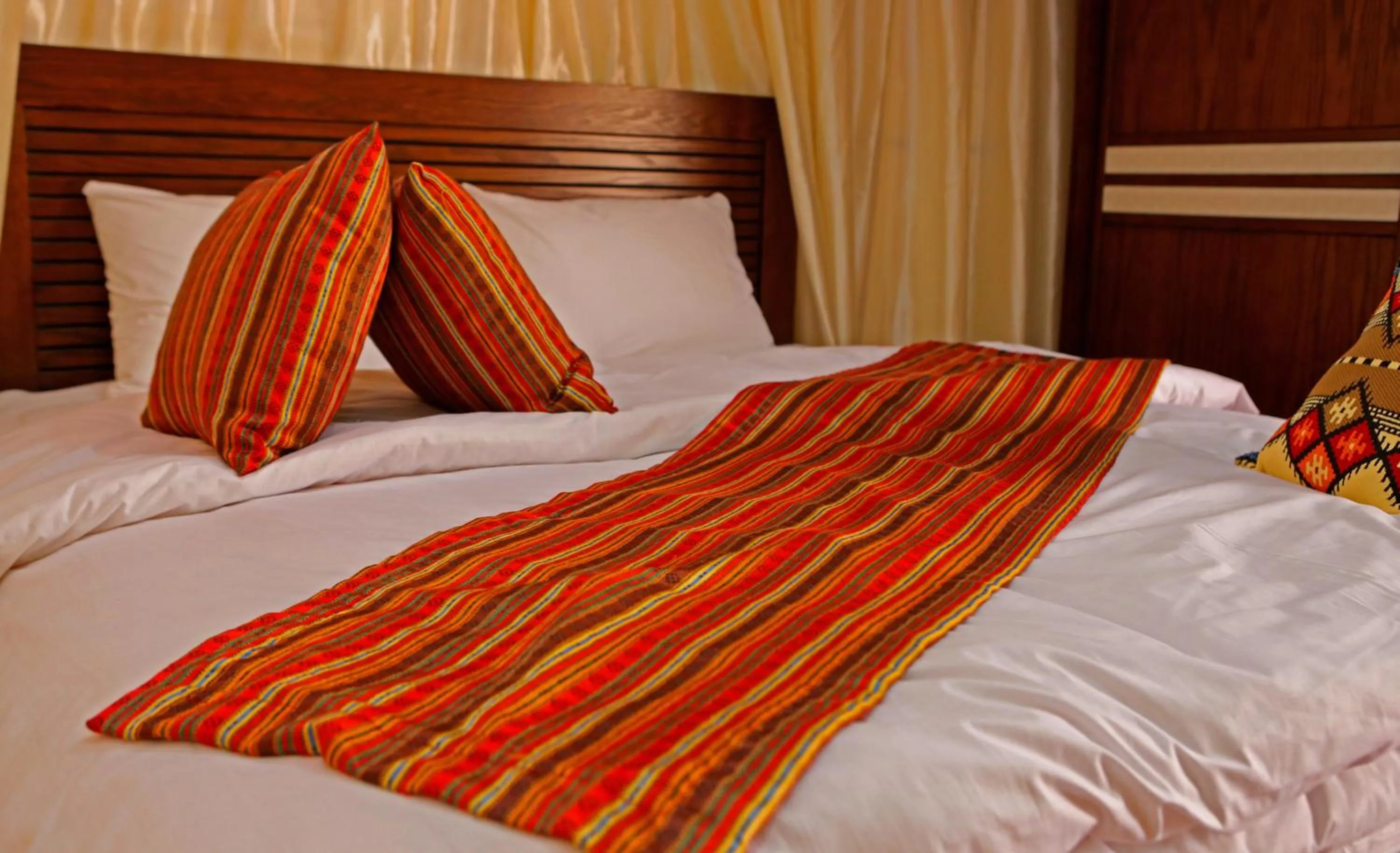 Deluxe Single Room in SunCity Camp