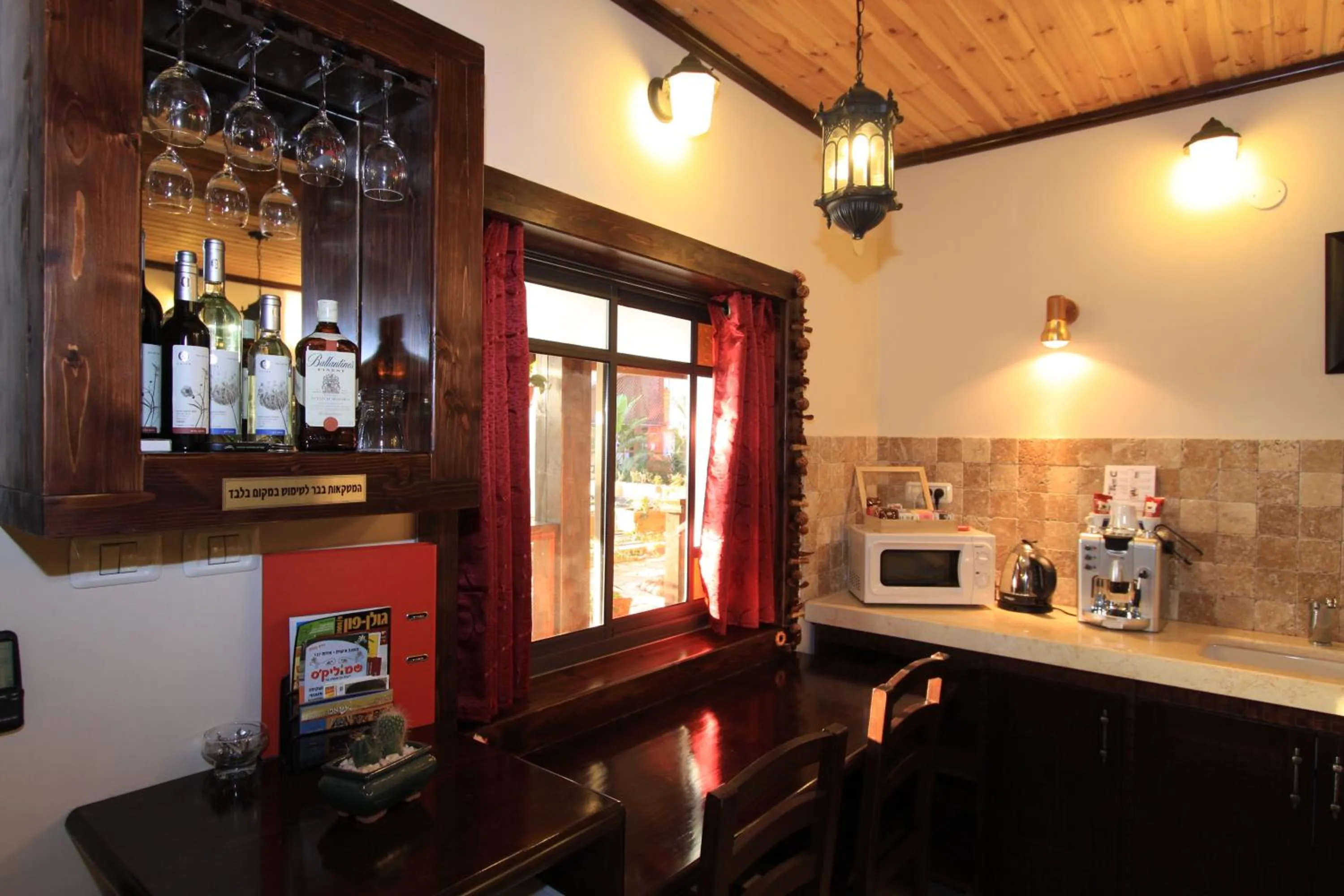 Coffee/tea facilities in The Pearl of the Golan - Pnina BaGolan