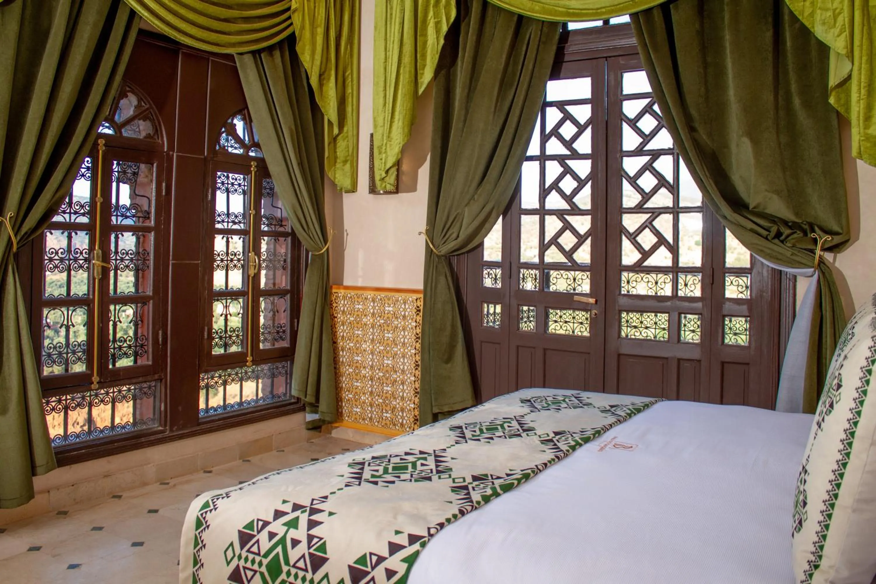 Bed in Borj Des Cascades & Spa