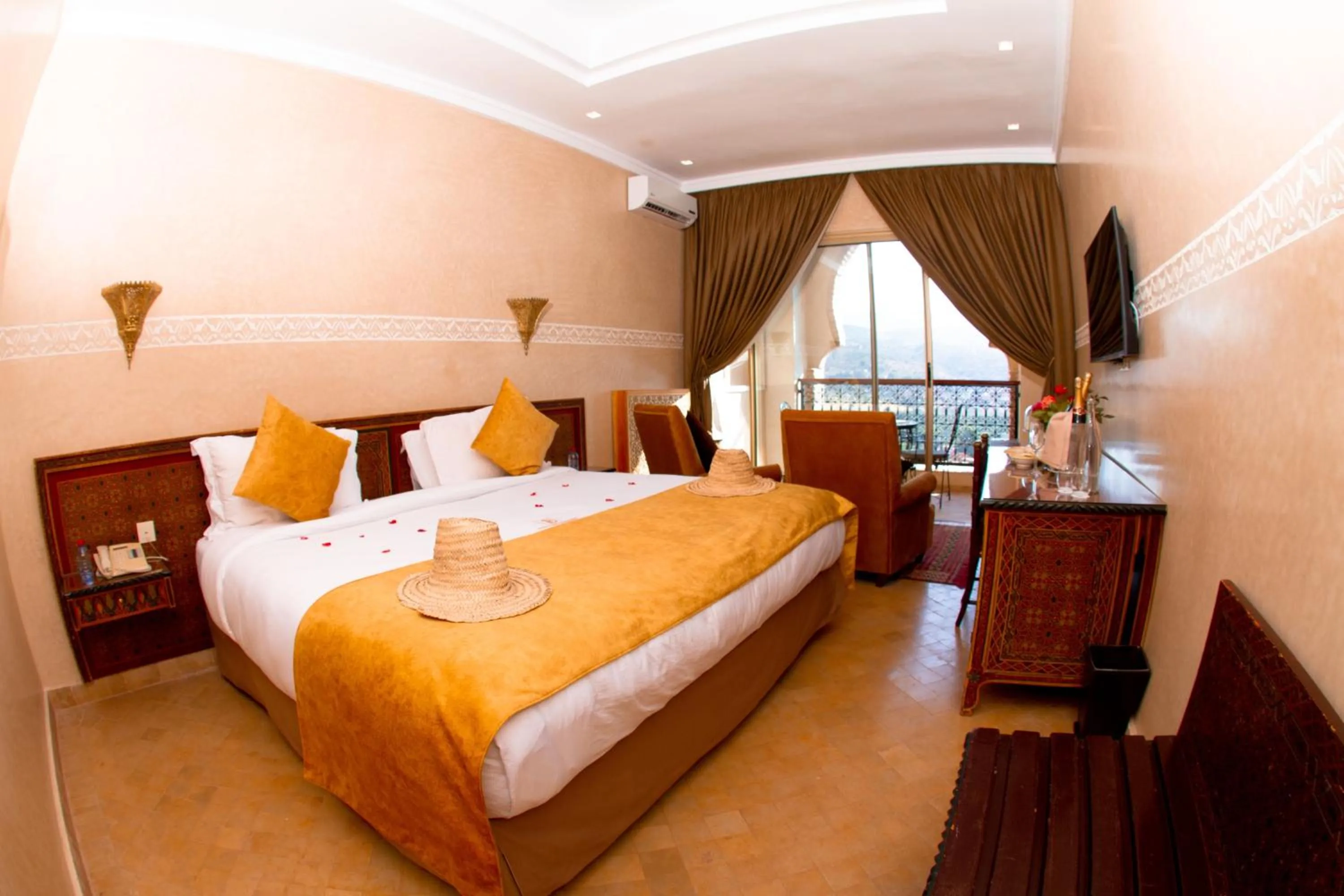 Bed in Borj Des Cascades & Spa