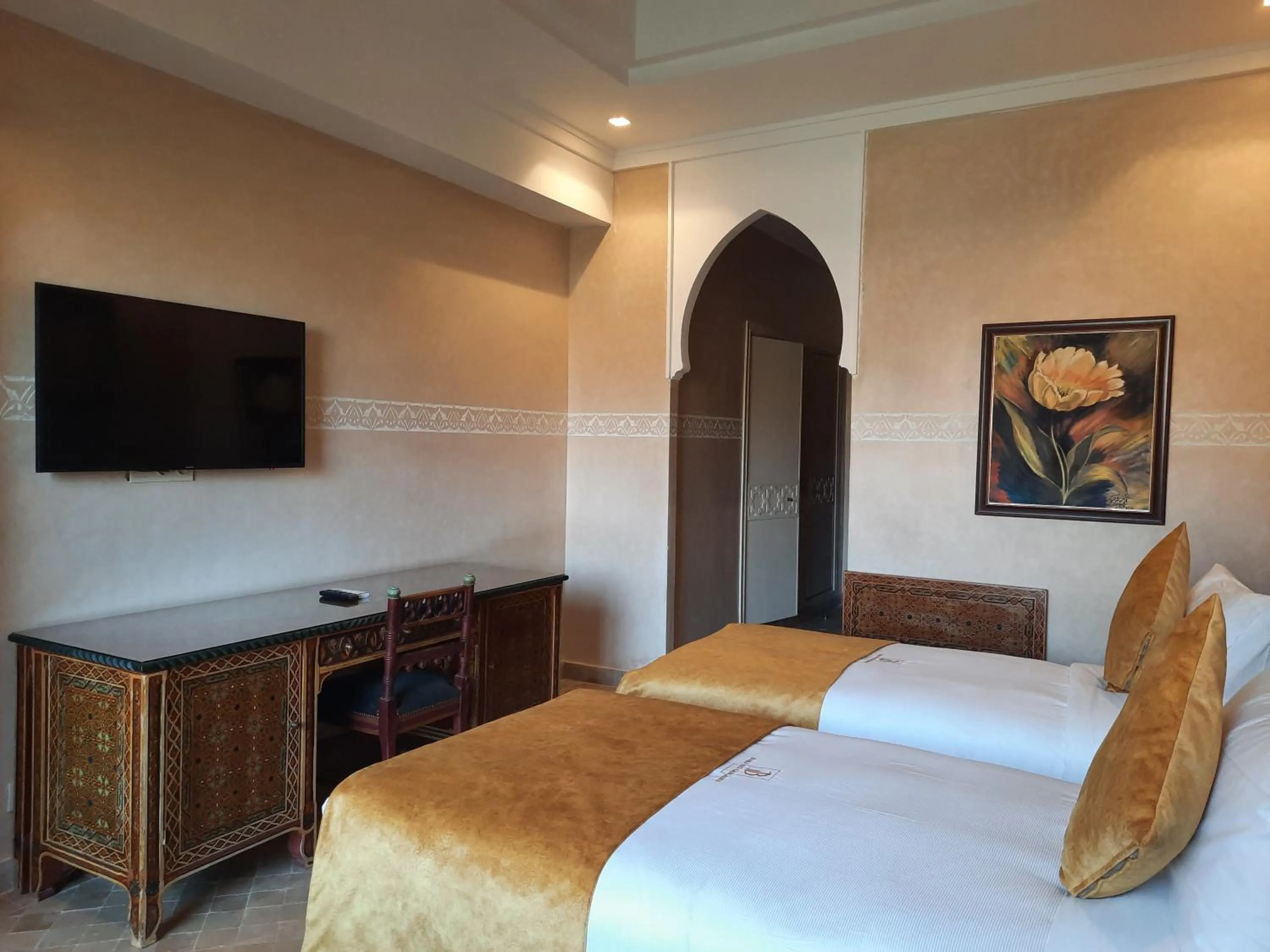 Bed in Borj Des Cascades & Spa