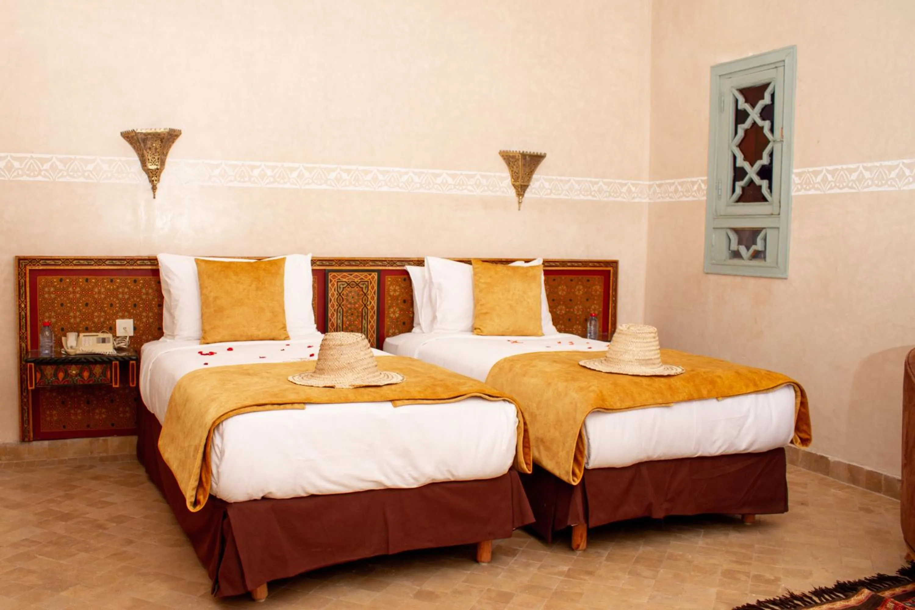 Bed in Borj Des Cascades & Spa