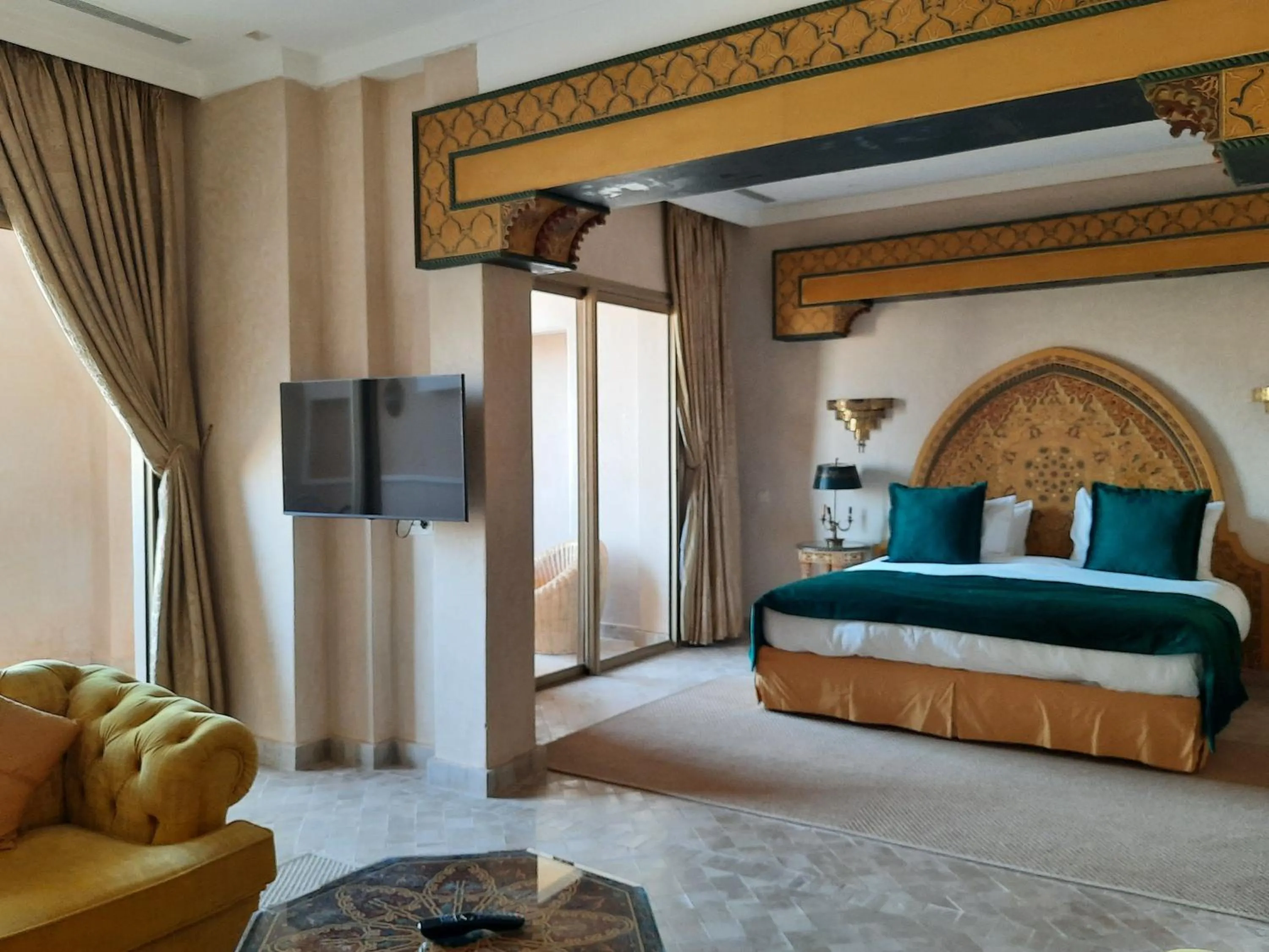 Bed in Borj Des Cascades & Spa