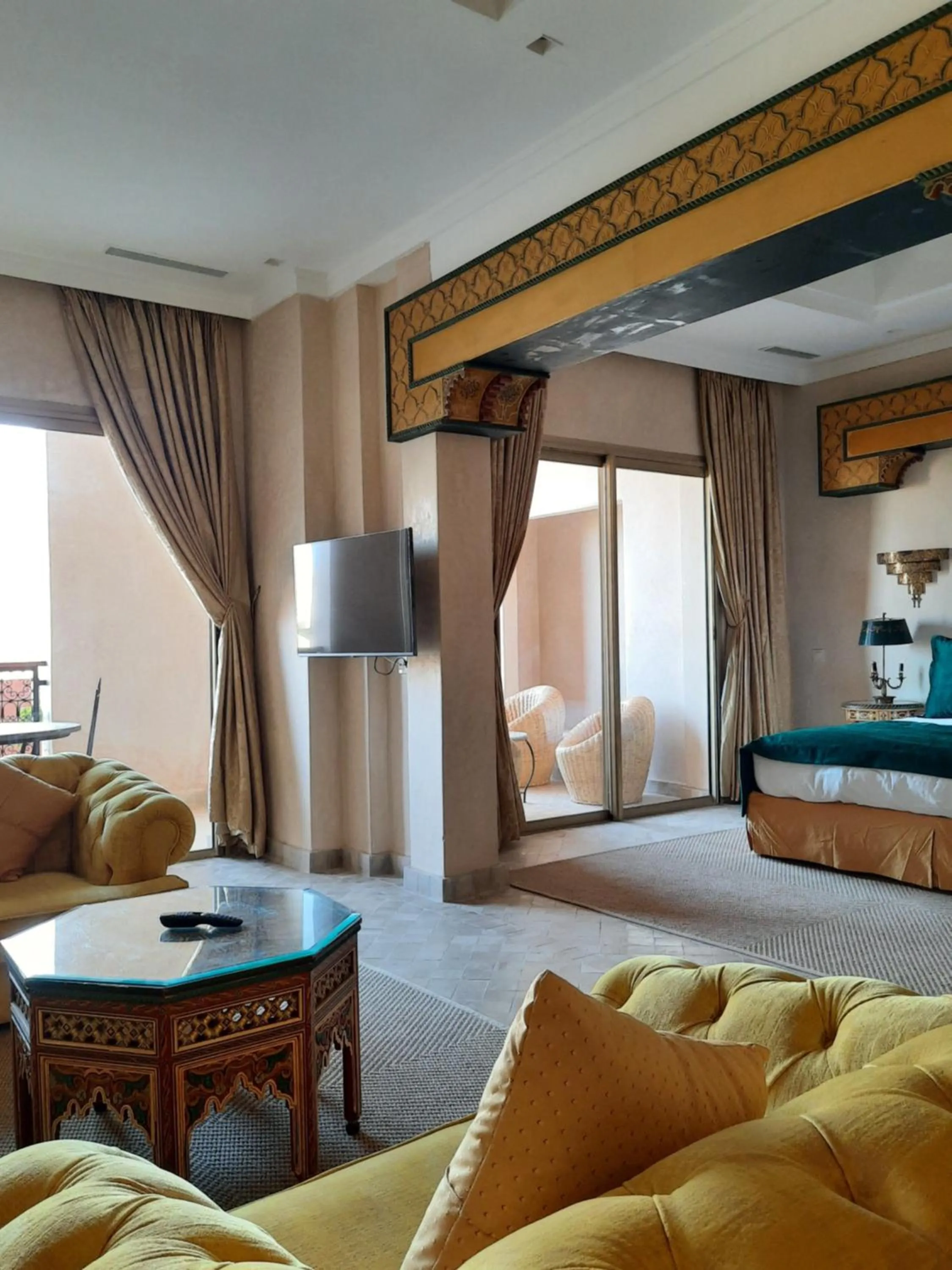 Bed in Borj Des Cascades & Spa