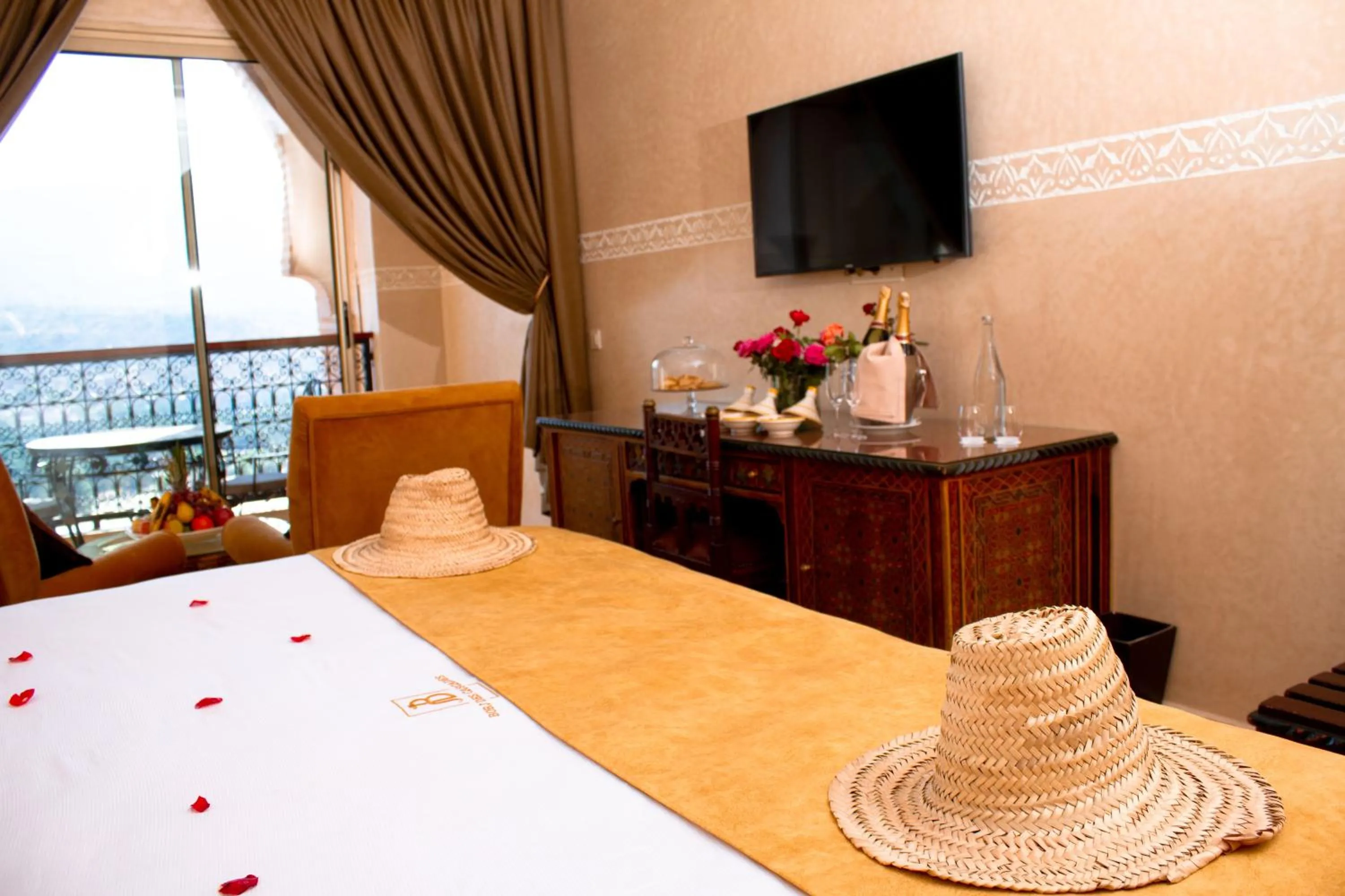 Bed in Borj Des Cascades & Spa