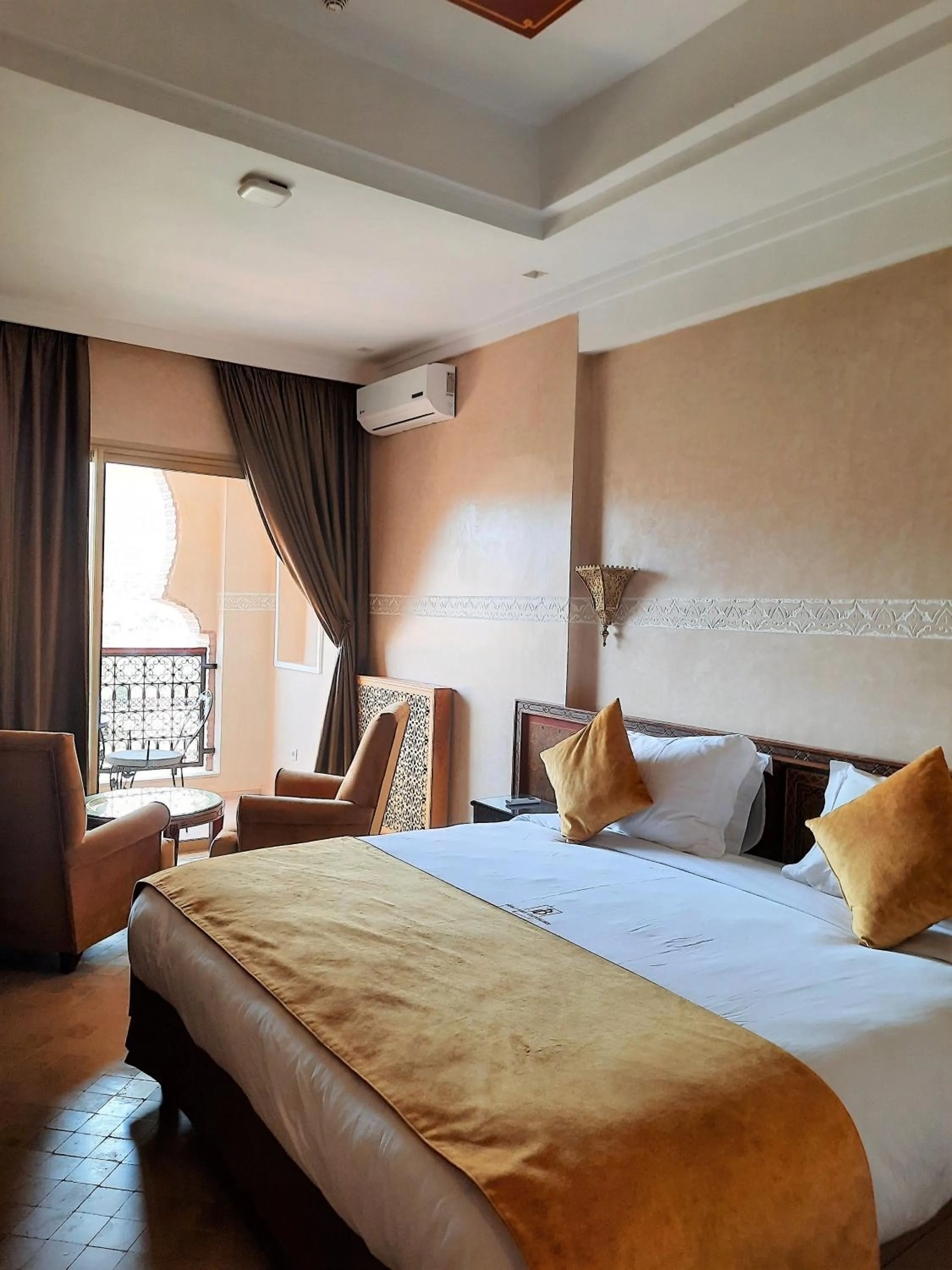 Bed in Borj Des Cascades & Spa