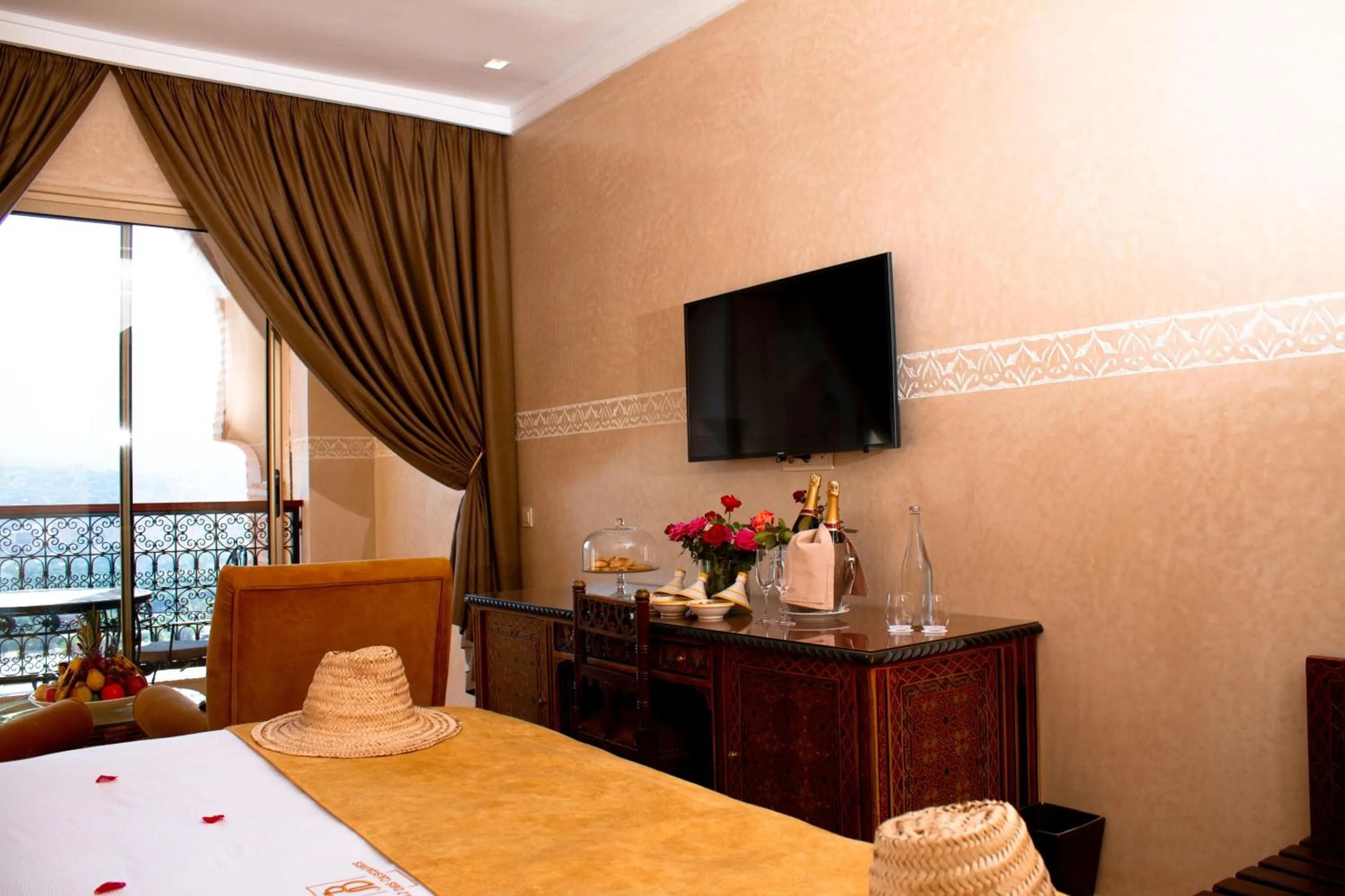 Bed in Borj Des Cascades & Spa