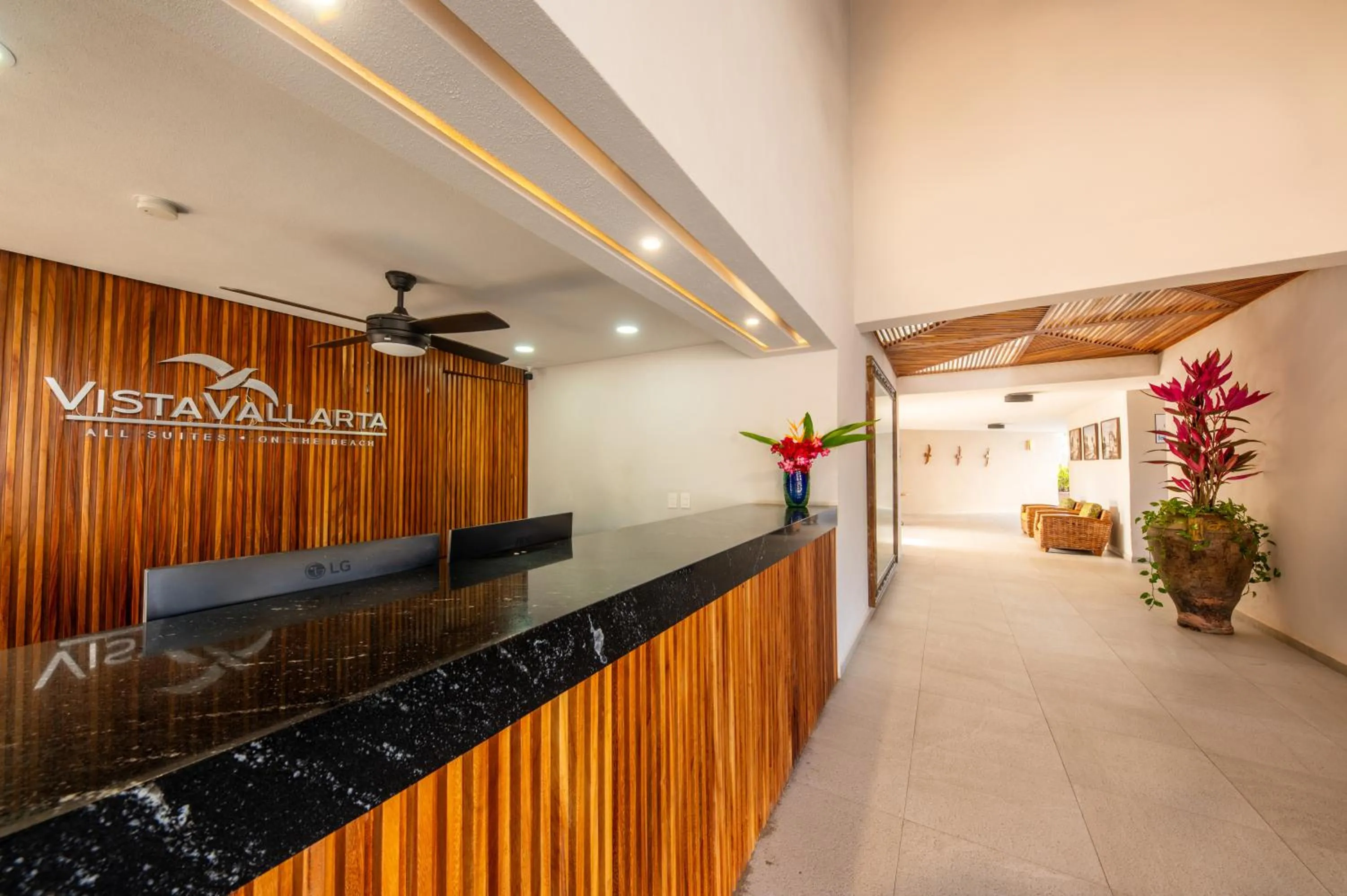 Lobby or reception in Vista Vallarta All Suites On The Beach