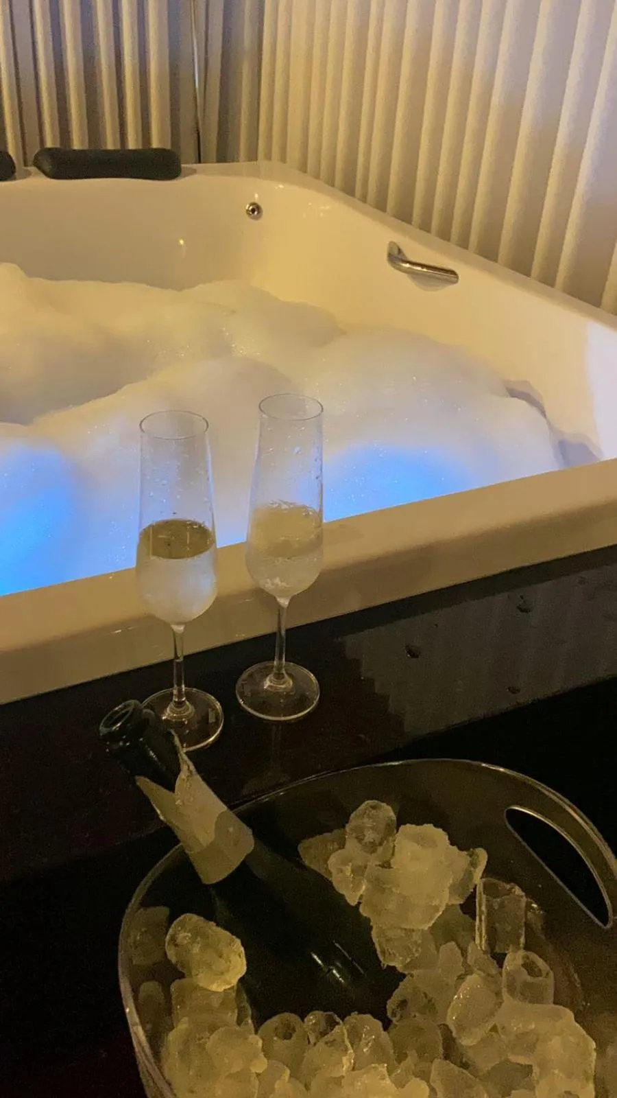 Hot Tub in FIKA Residence