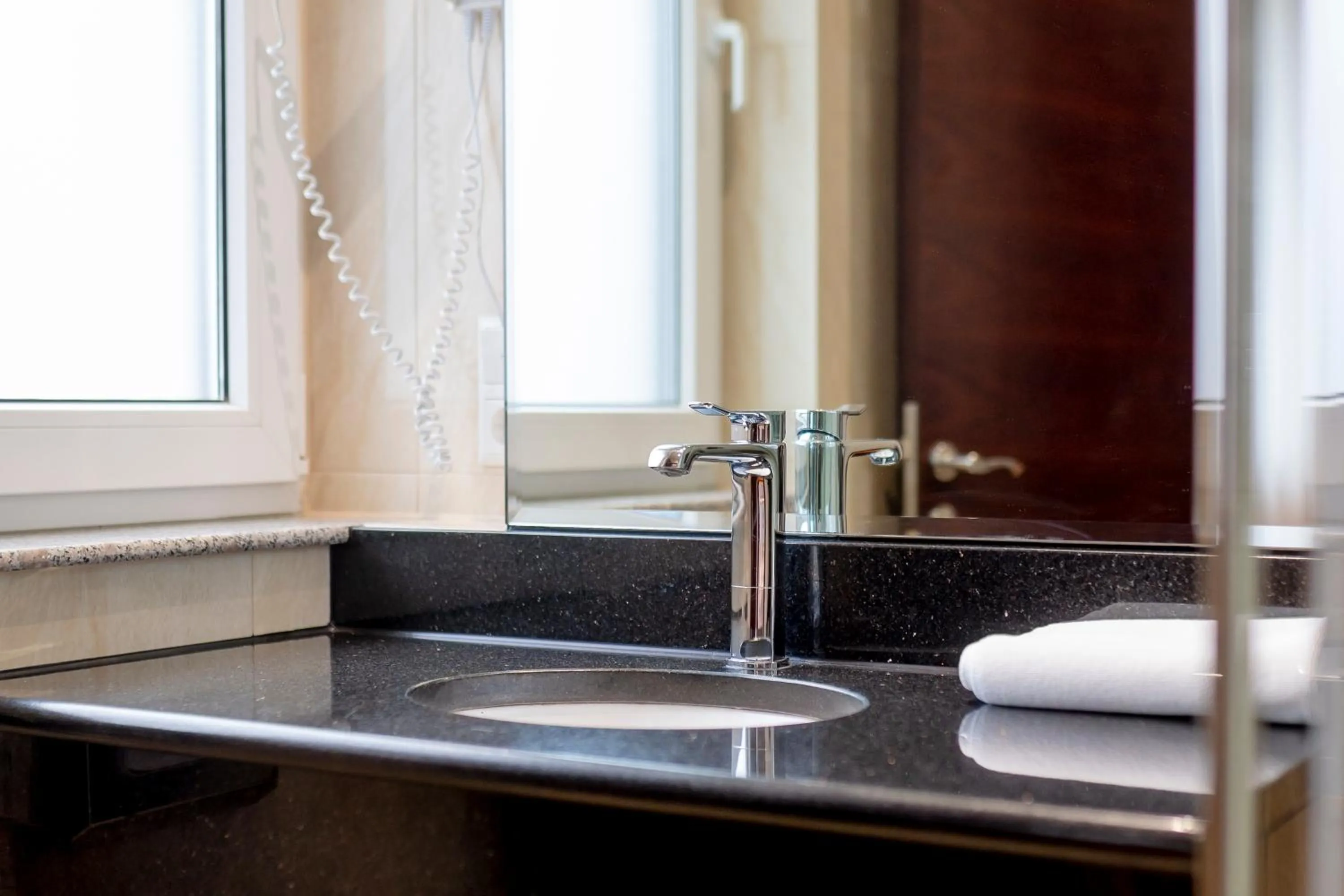 Bathroom in Palast Hotel