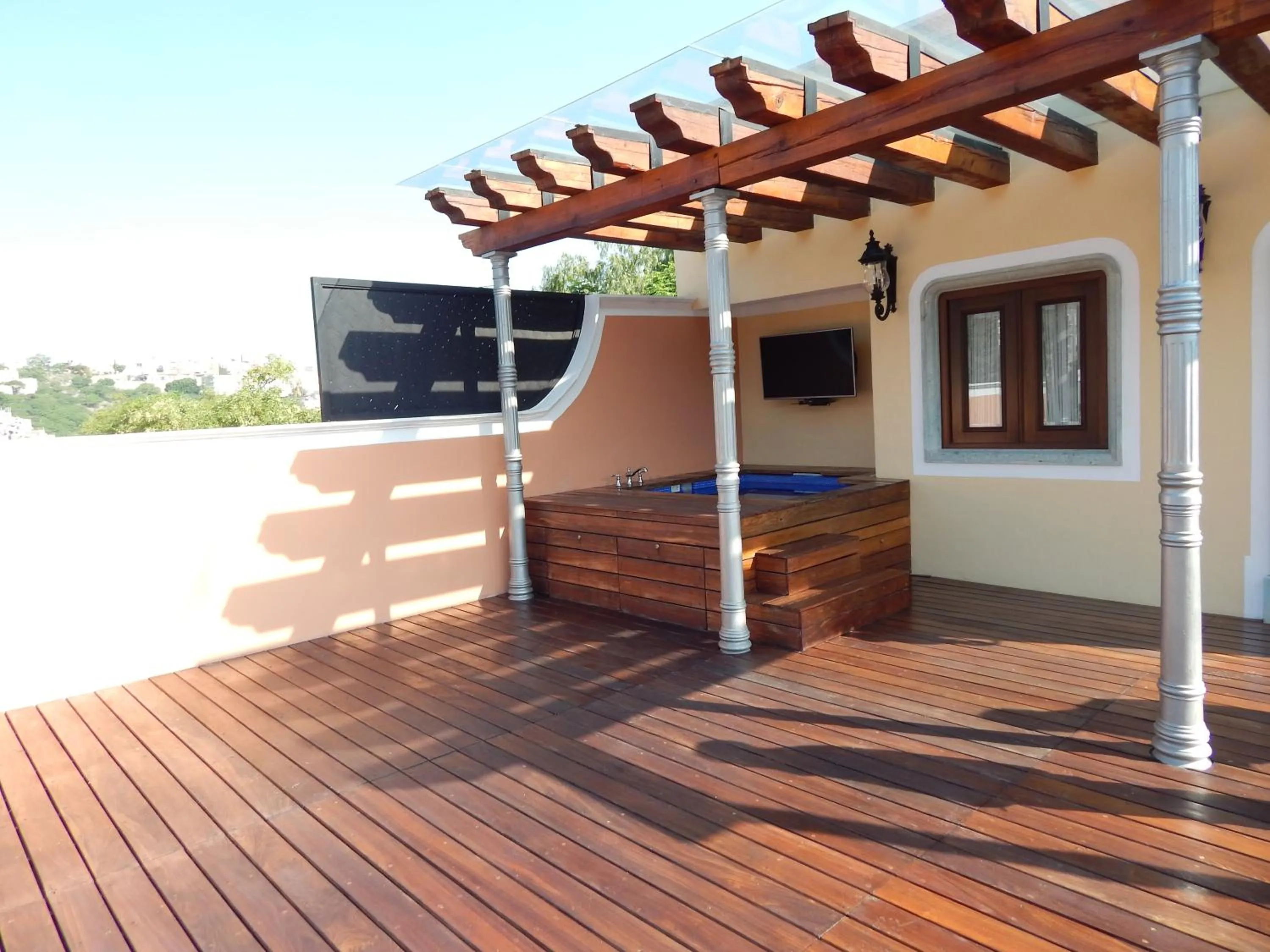 Day in Villa Maria Cristina Hotel