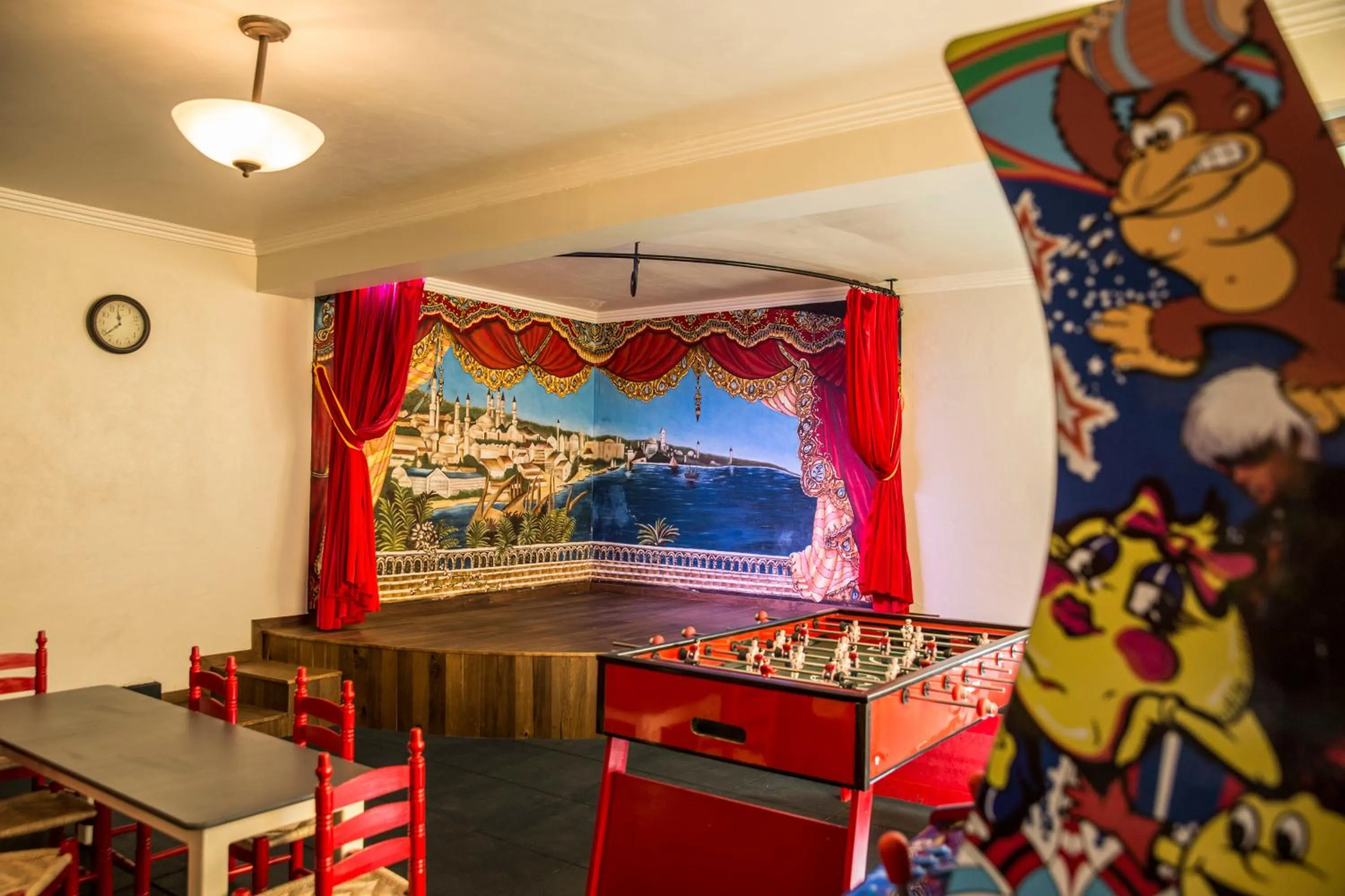 Decorative detail in Villa Maria Cristina Hotel