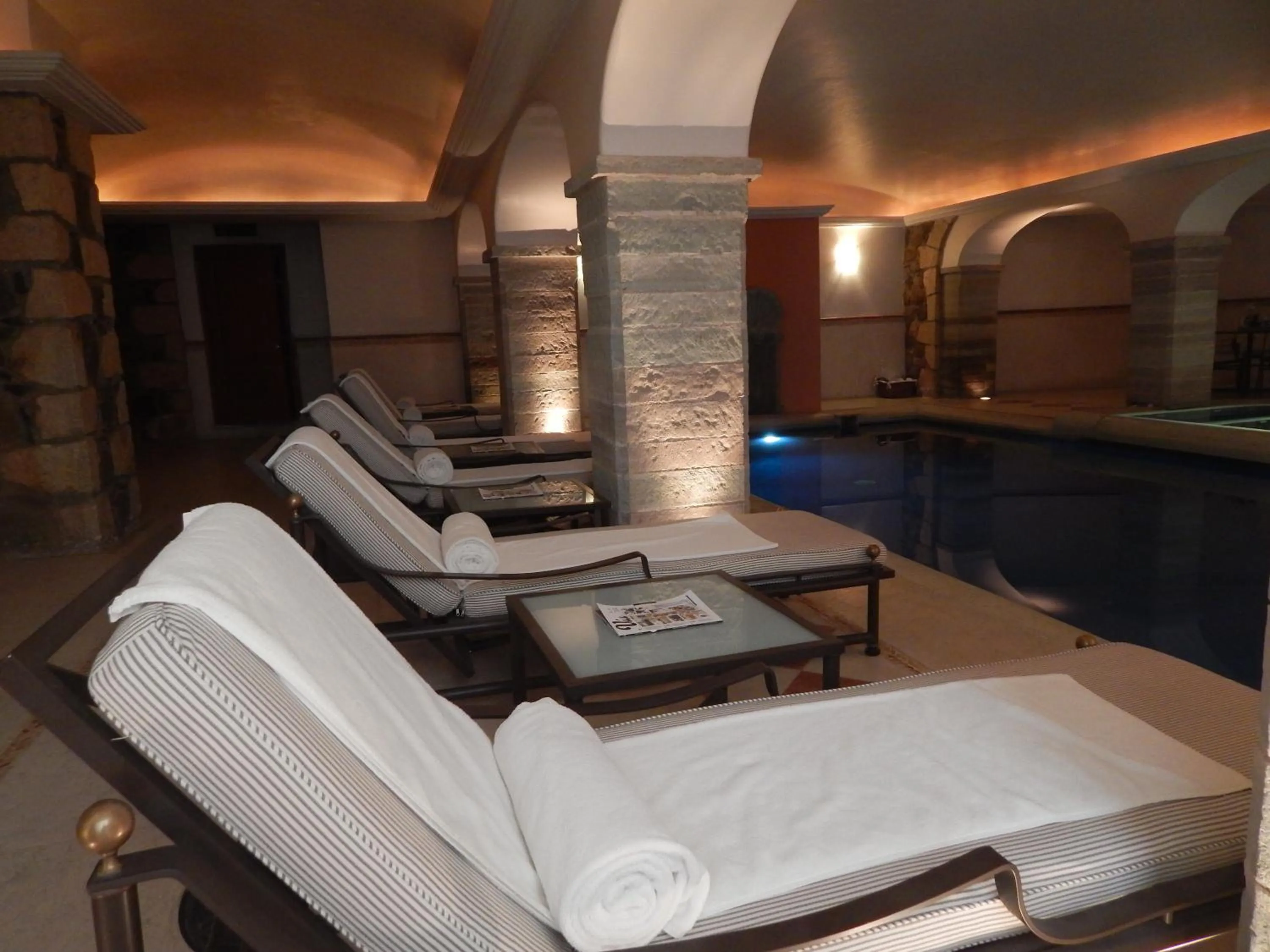 Swimming pool in Villa Maria Cristina Hotel