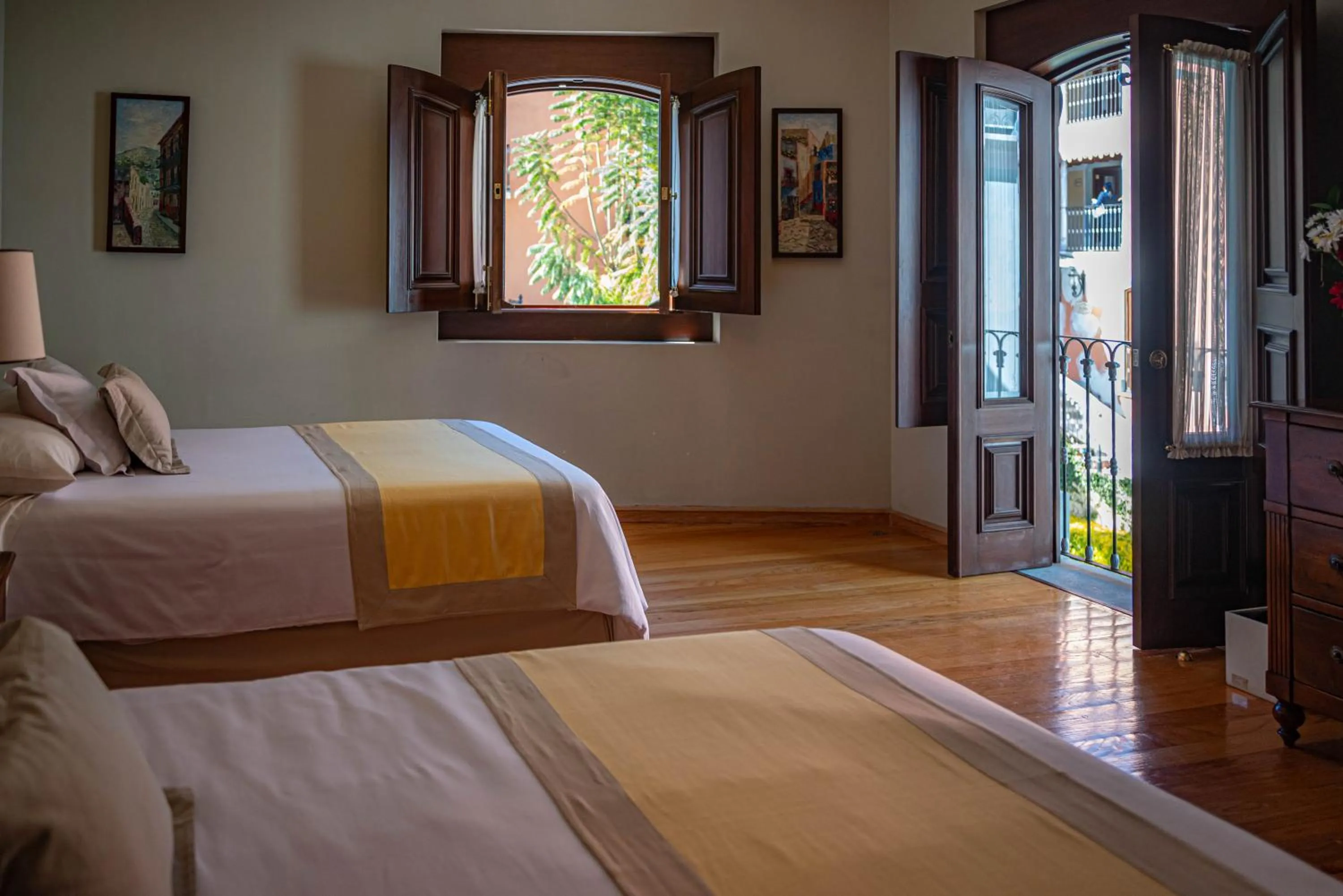 Bed in Villa Maria Cristina Hotel