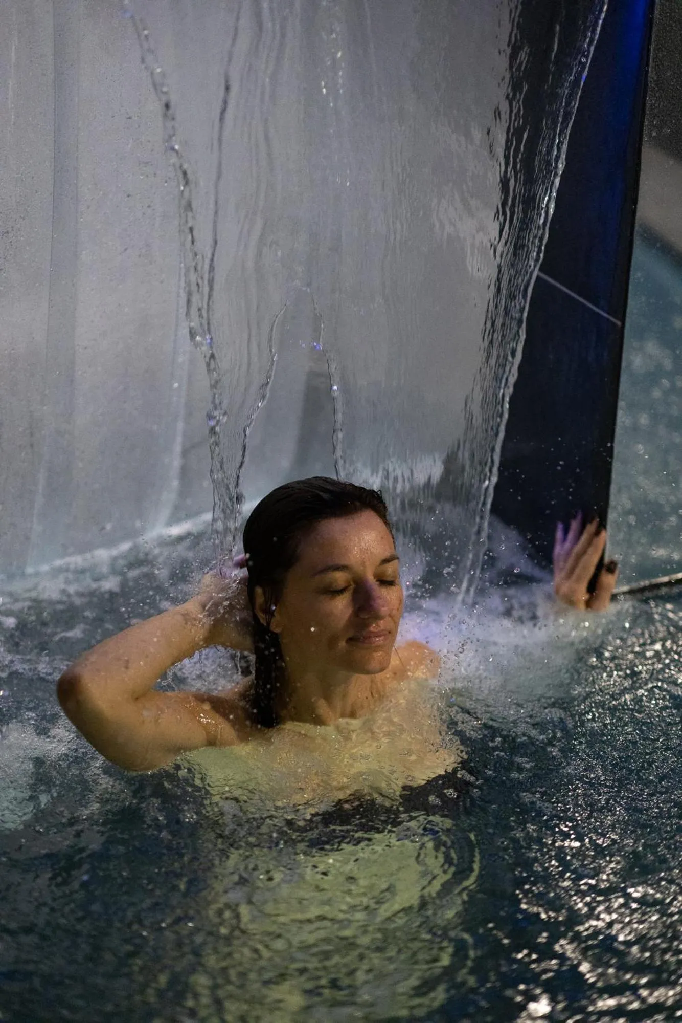 Swimming pool in Hôtel & SPA Le Chêne Vert