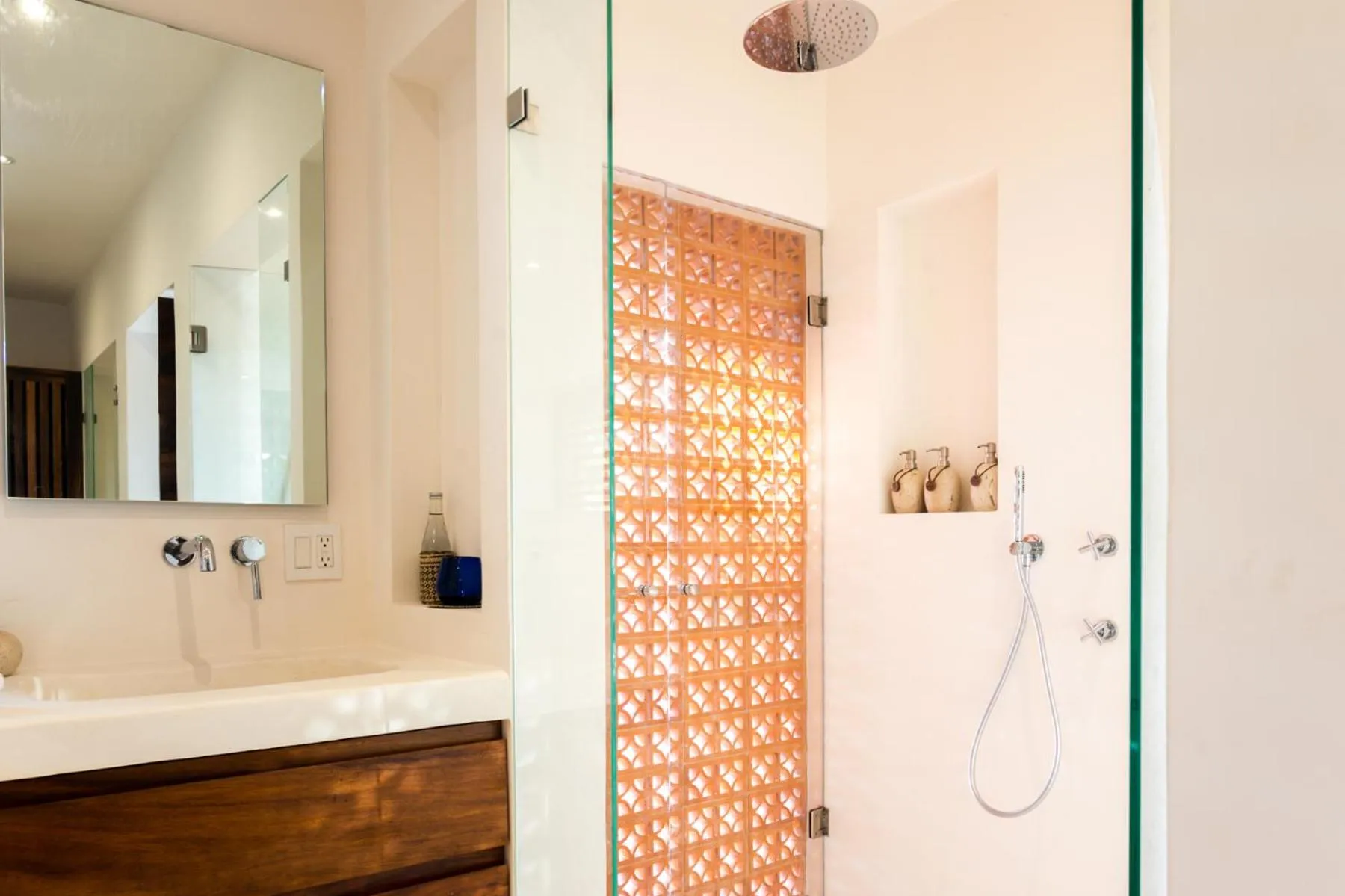 Shower in Playa Rosa Bungalows Careyes