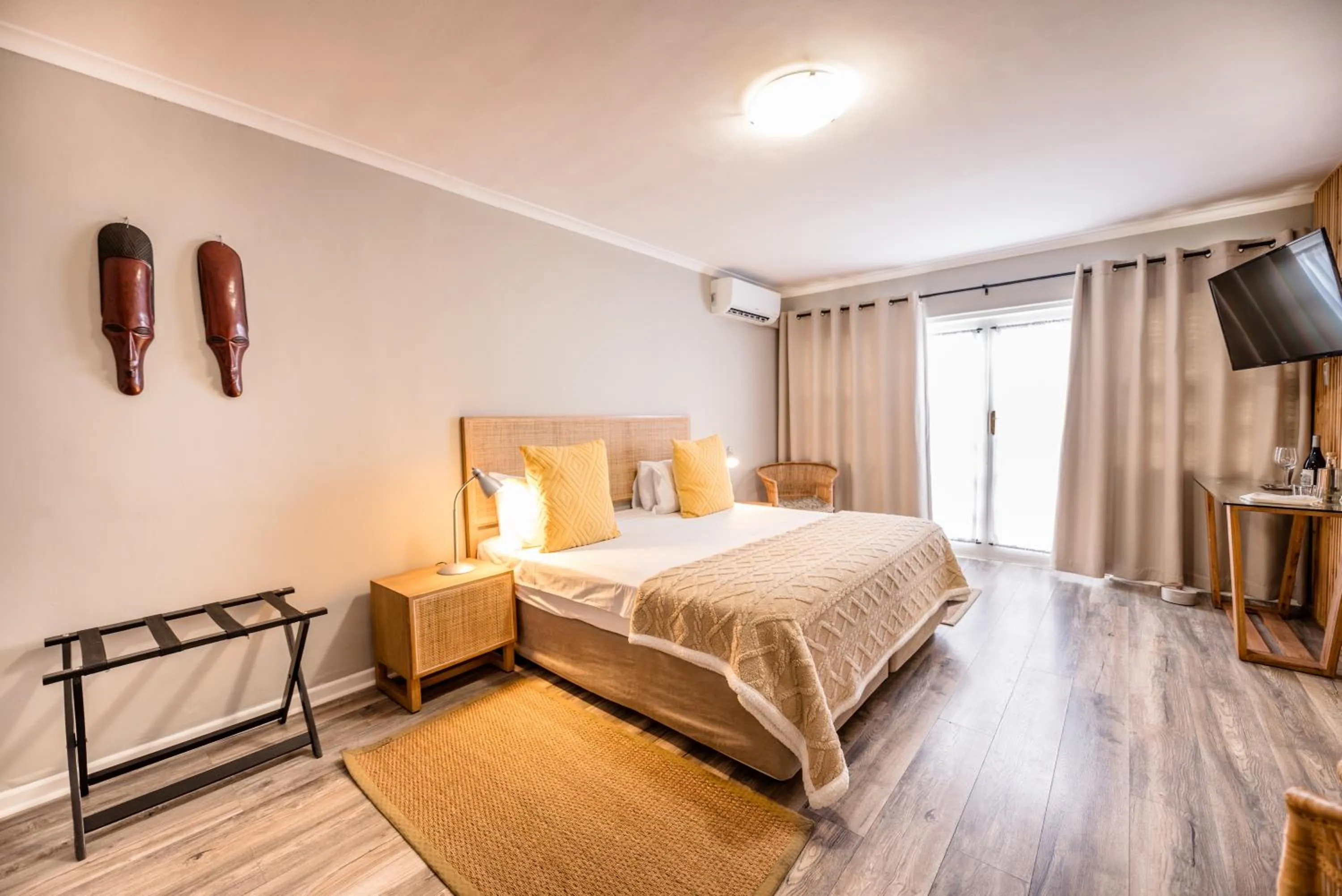 Bed in Corner House Residence