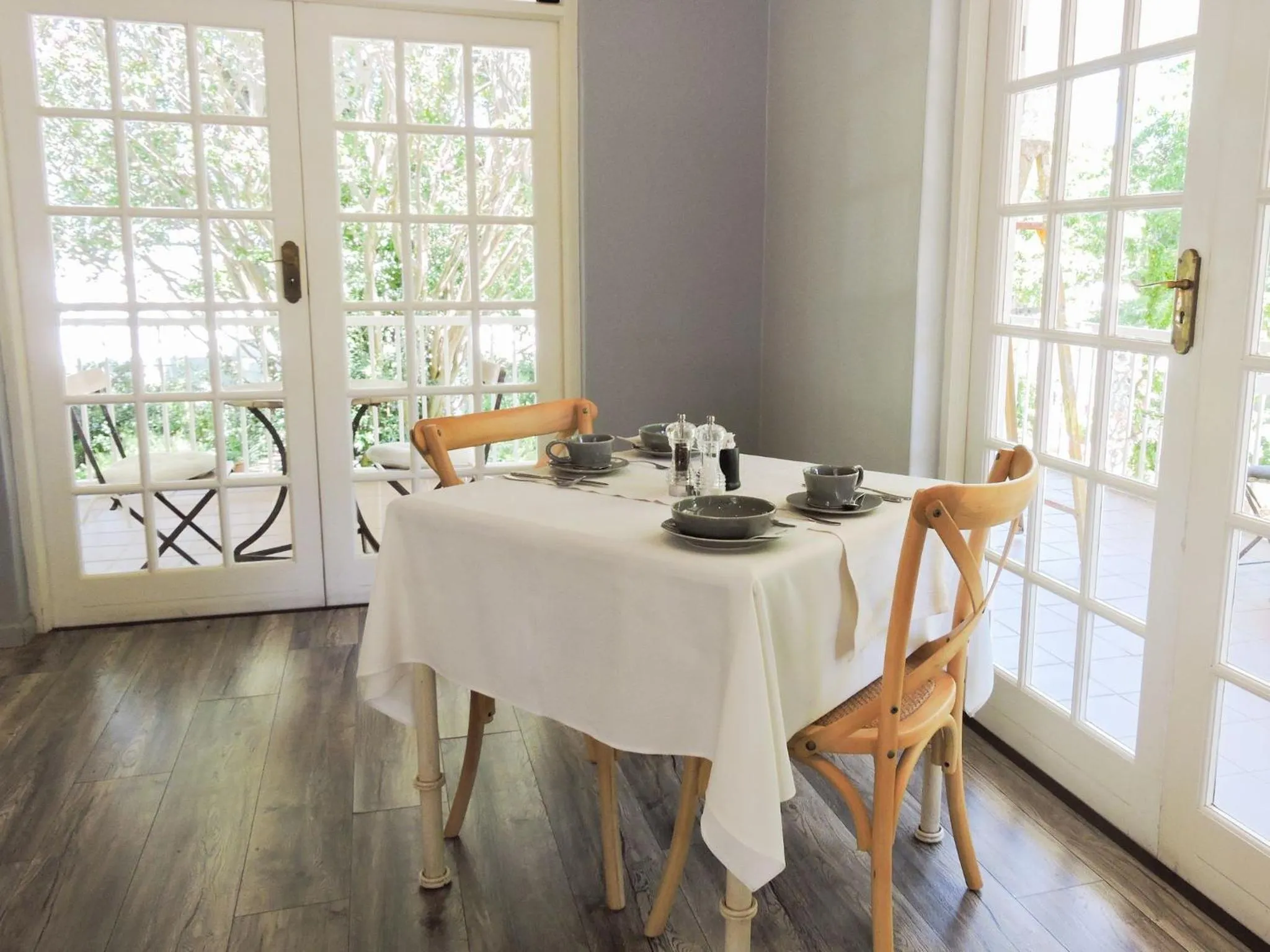 Property building in Corner House Residence