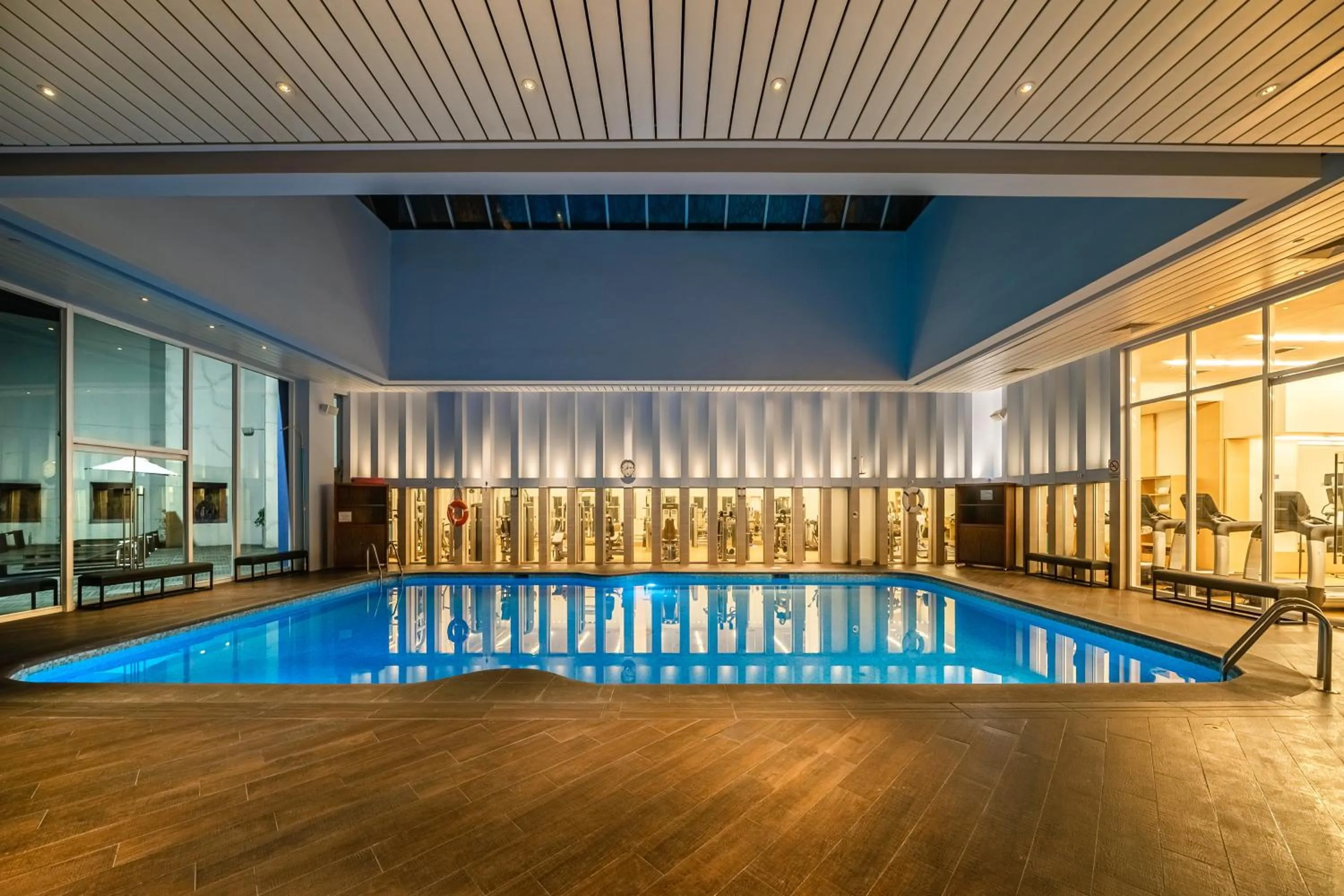 Swimming pool in Hyatt Regency Mexico City