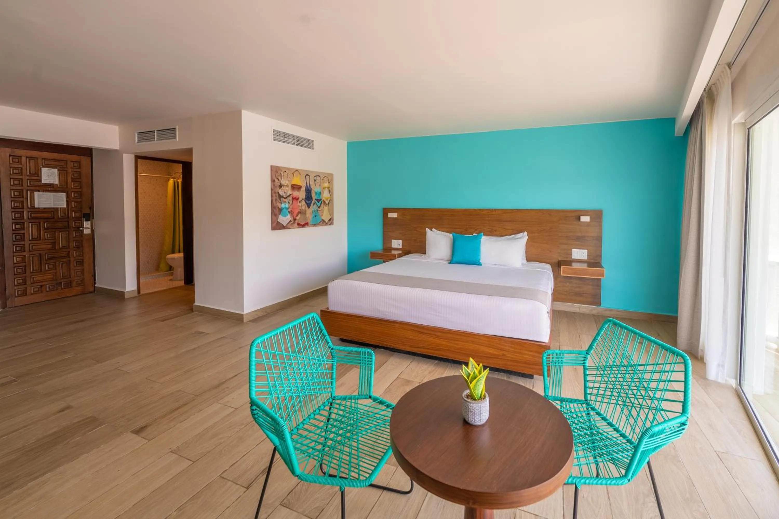 Bed in Hotel Amares Acapulco