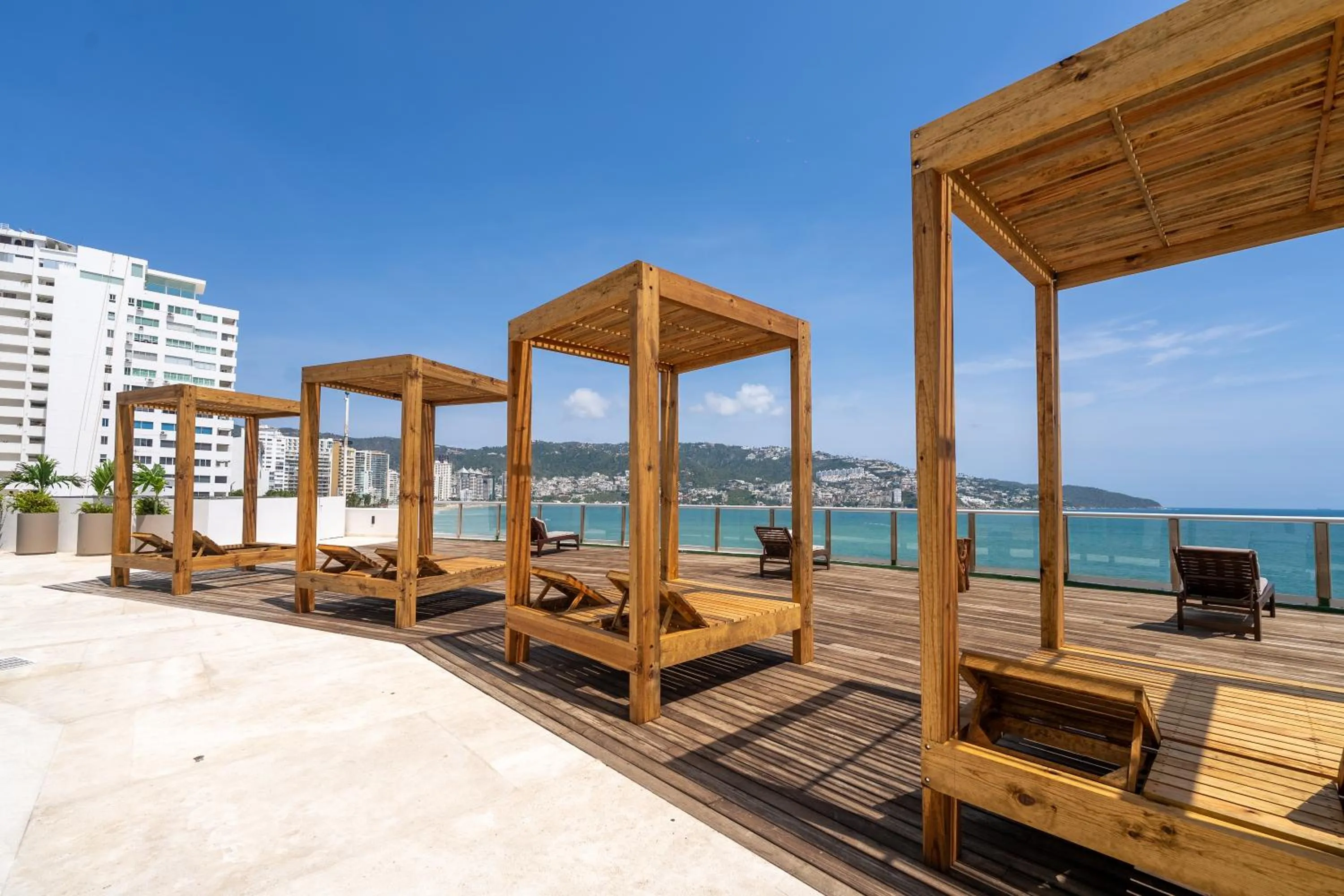 Beach in Hotel Amares Acapulco