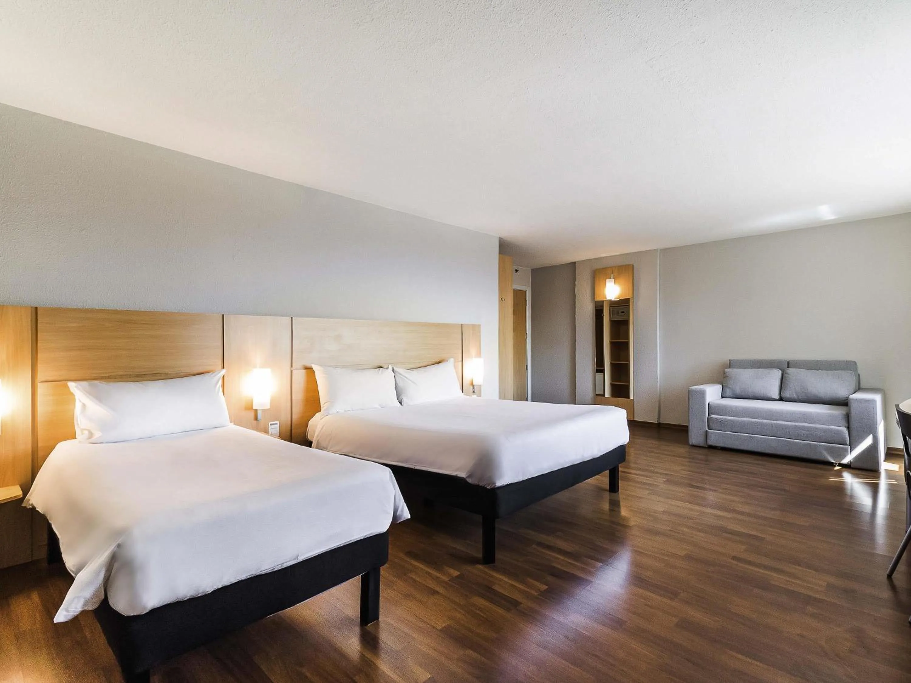 Bedroom, Bed in ibis Sao Paulo Congonhas