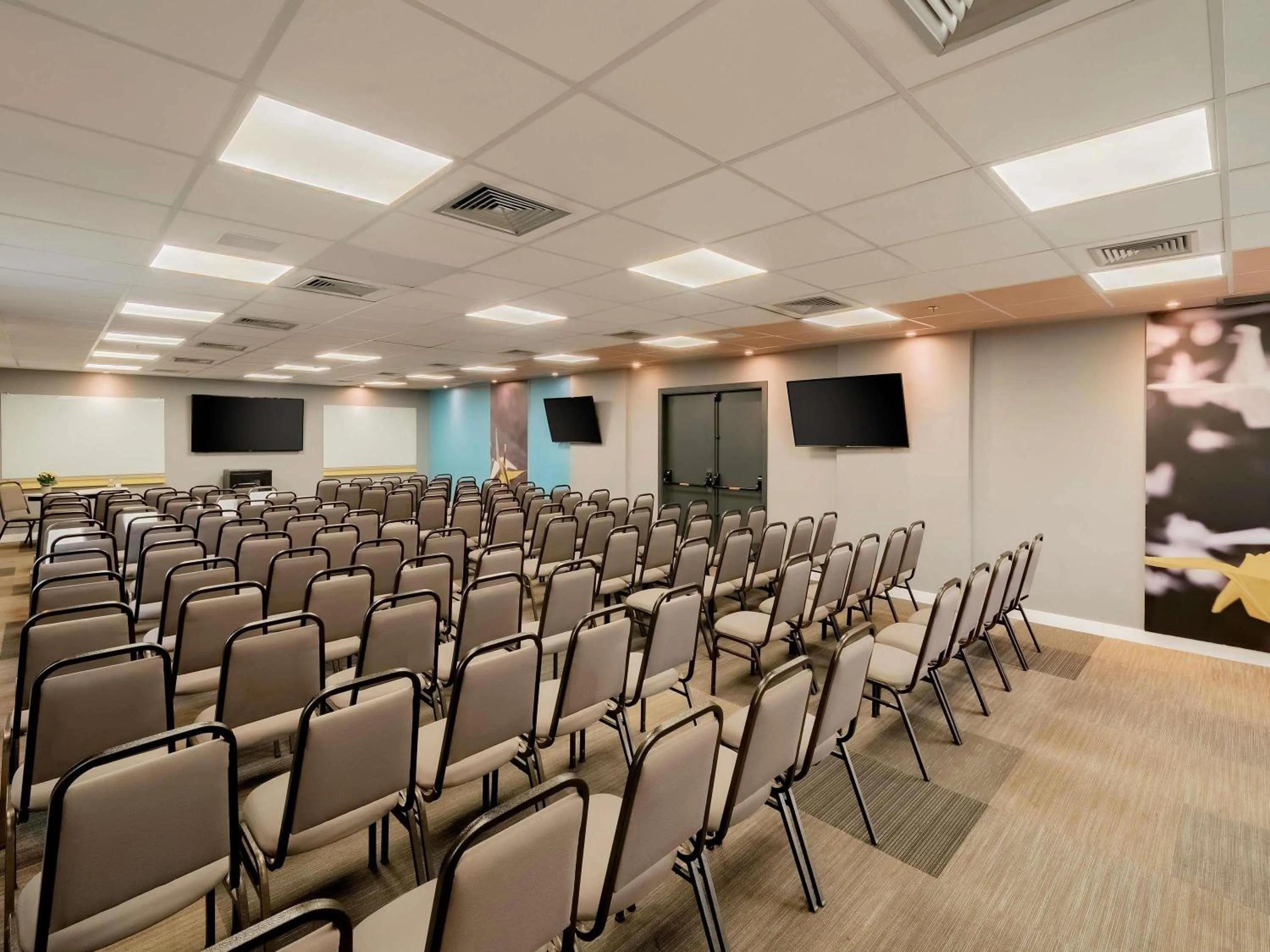 Property building in ibis Sao Paulo Congonhas