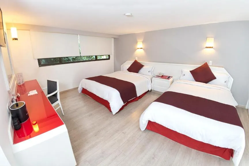 Photo of the whole room, Bed in Hotel Regente