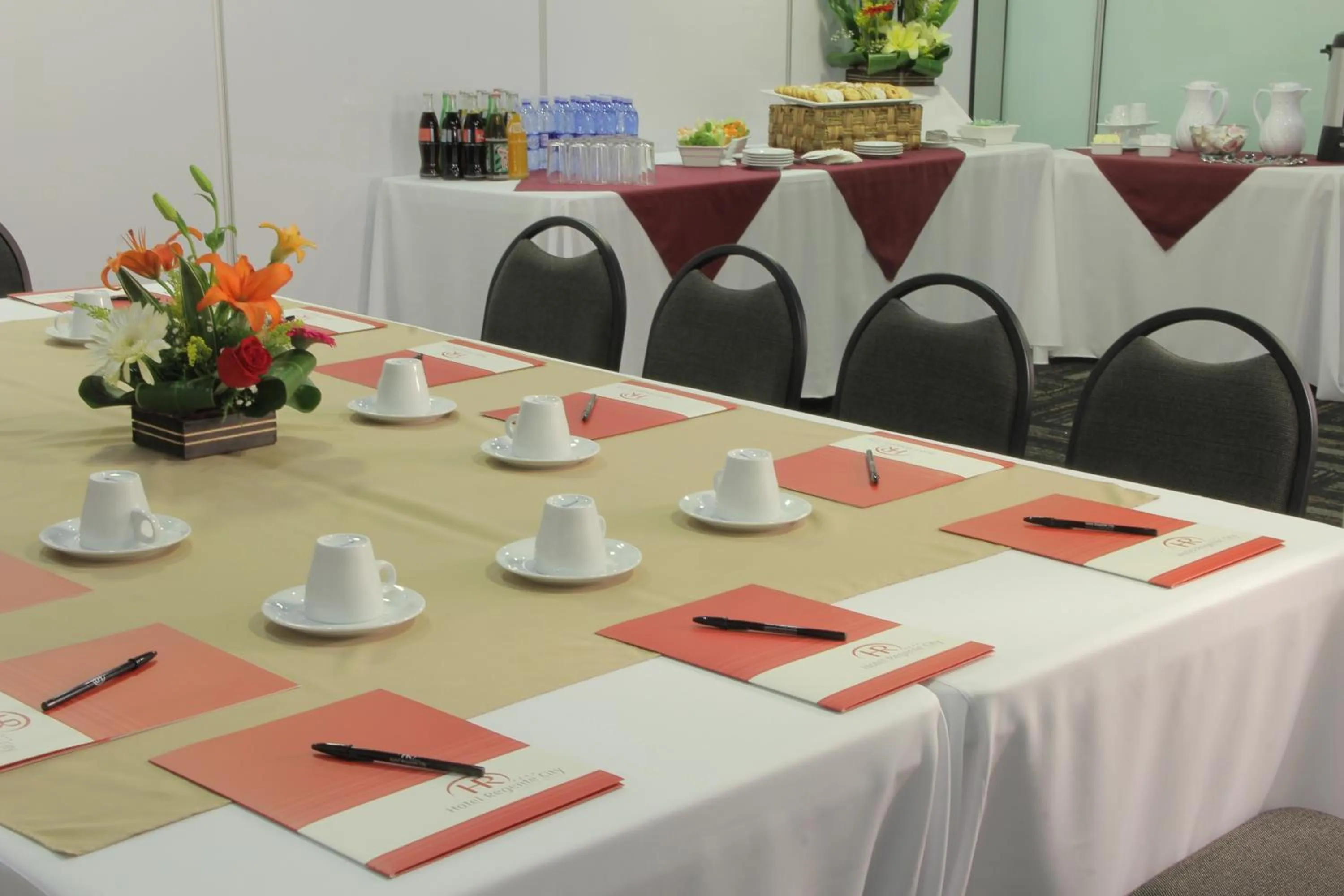 Business facilities in Hotel Regente