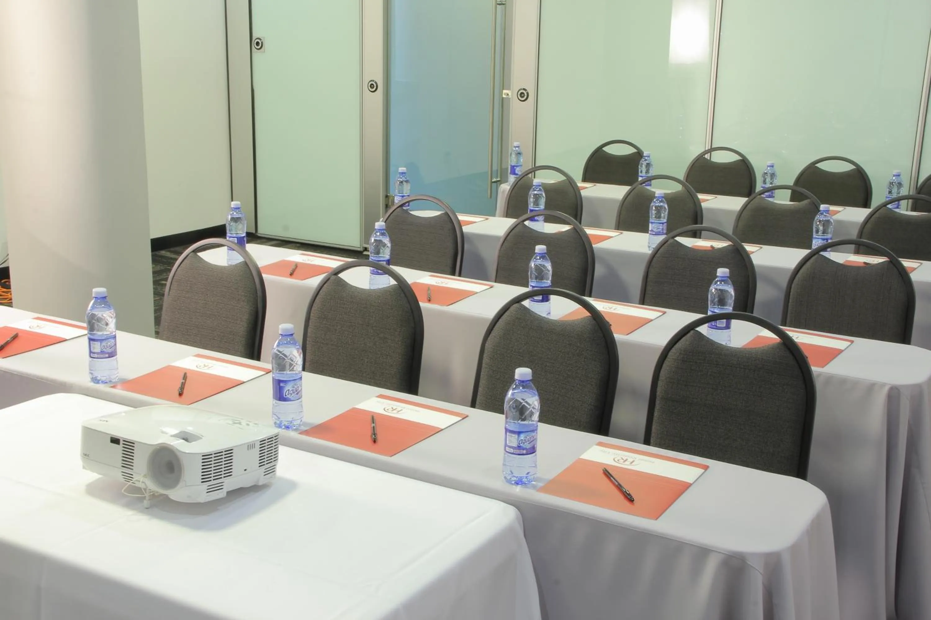 Business facilities in Hotel Regente