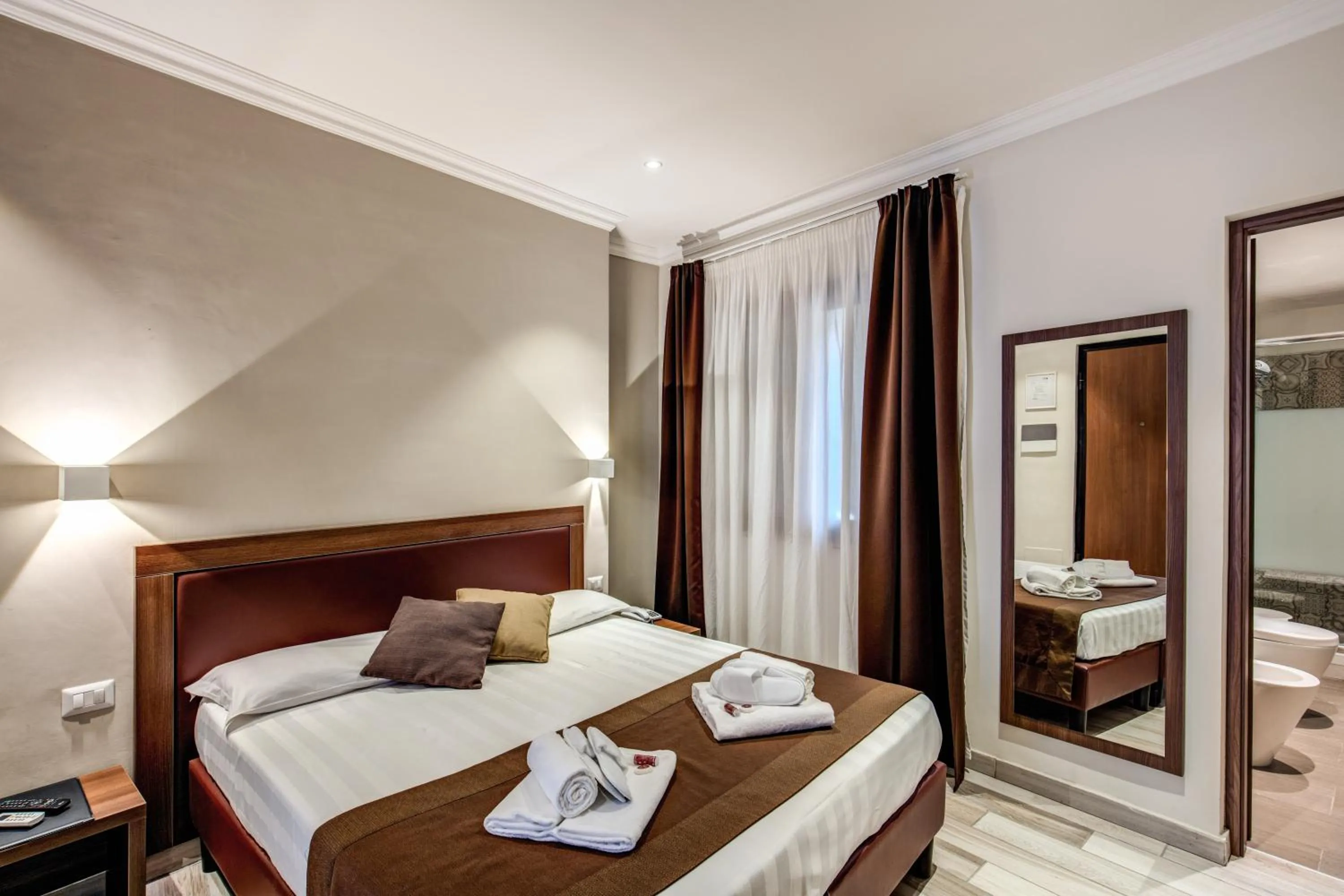 Photo of the whole room, Bed in House Garden