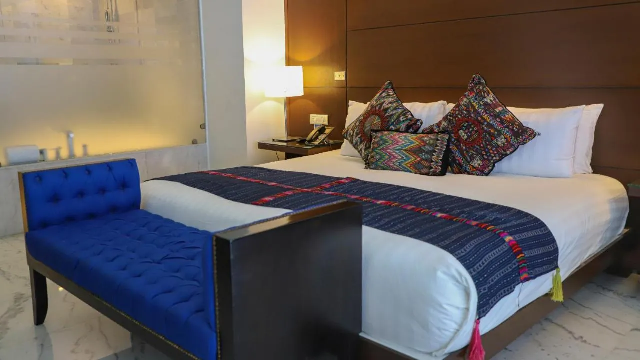 Bed in Palacio Mundo Imperial Riviera Diamante Acapulco