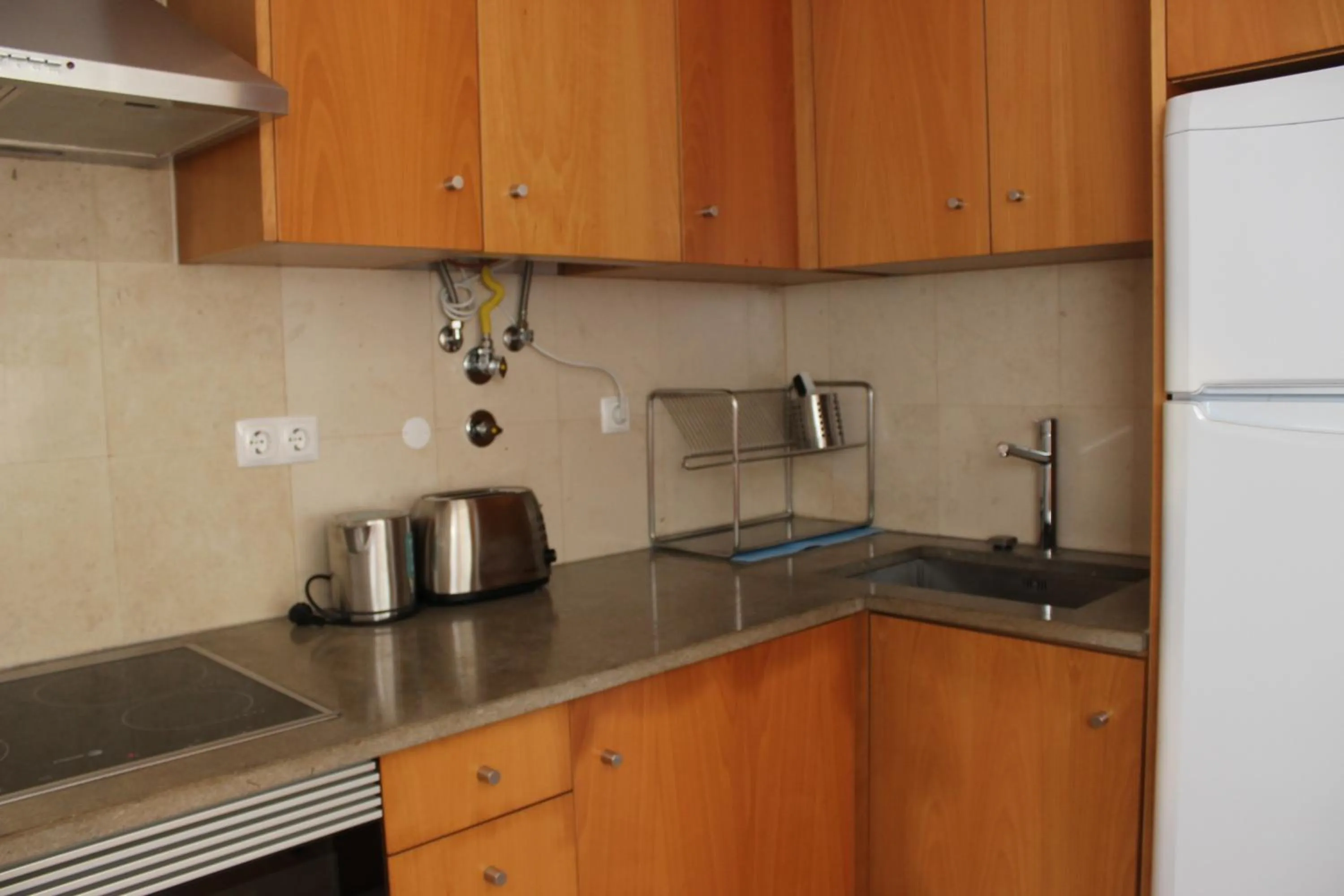 Kitchen or kitchenette in Born To Stay In Milfontes
