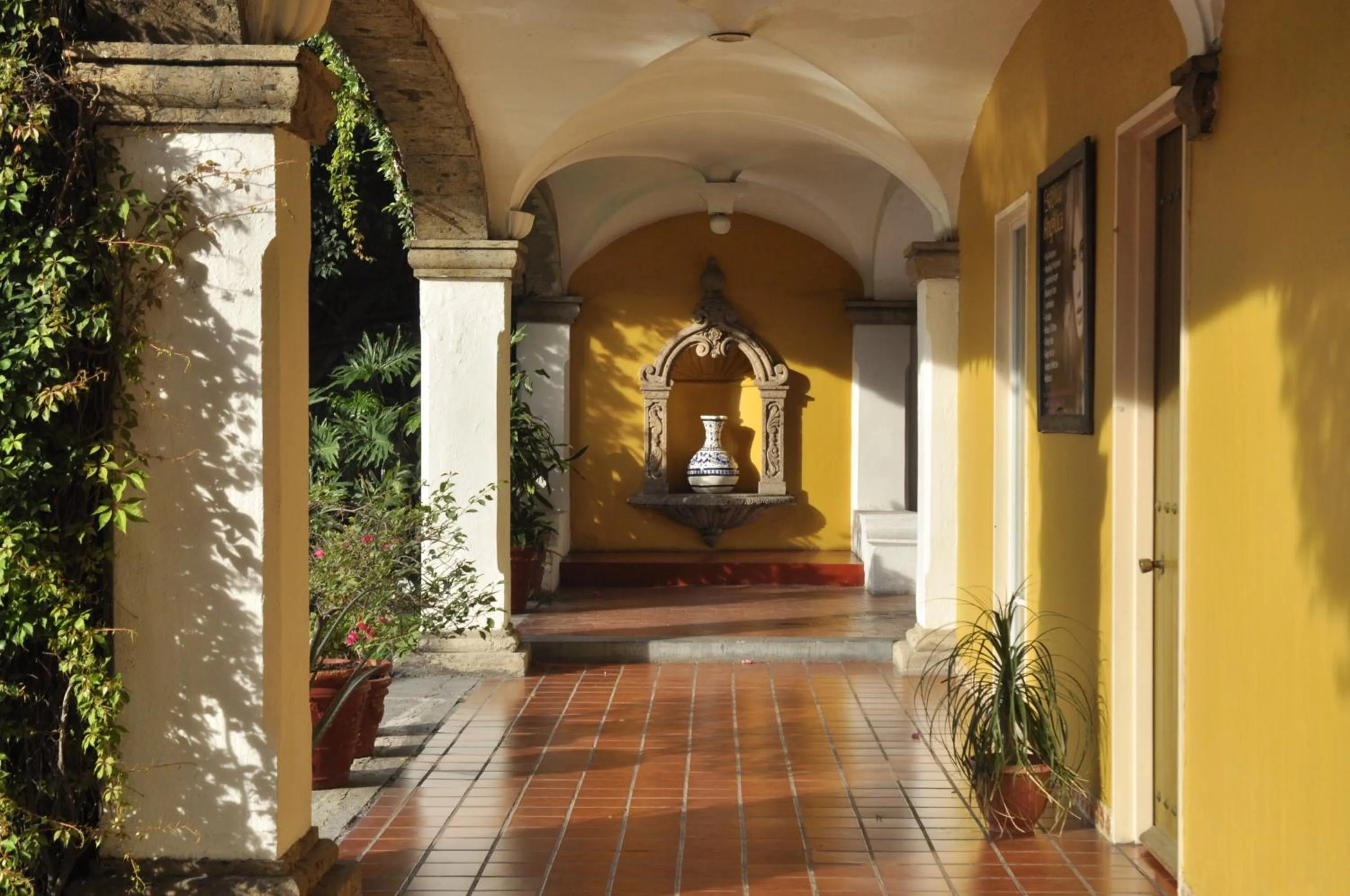 Patio in Mision Guadalajara Centro Historico