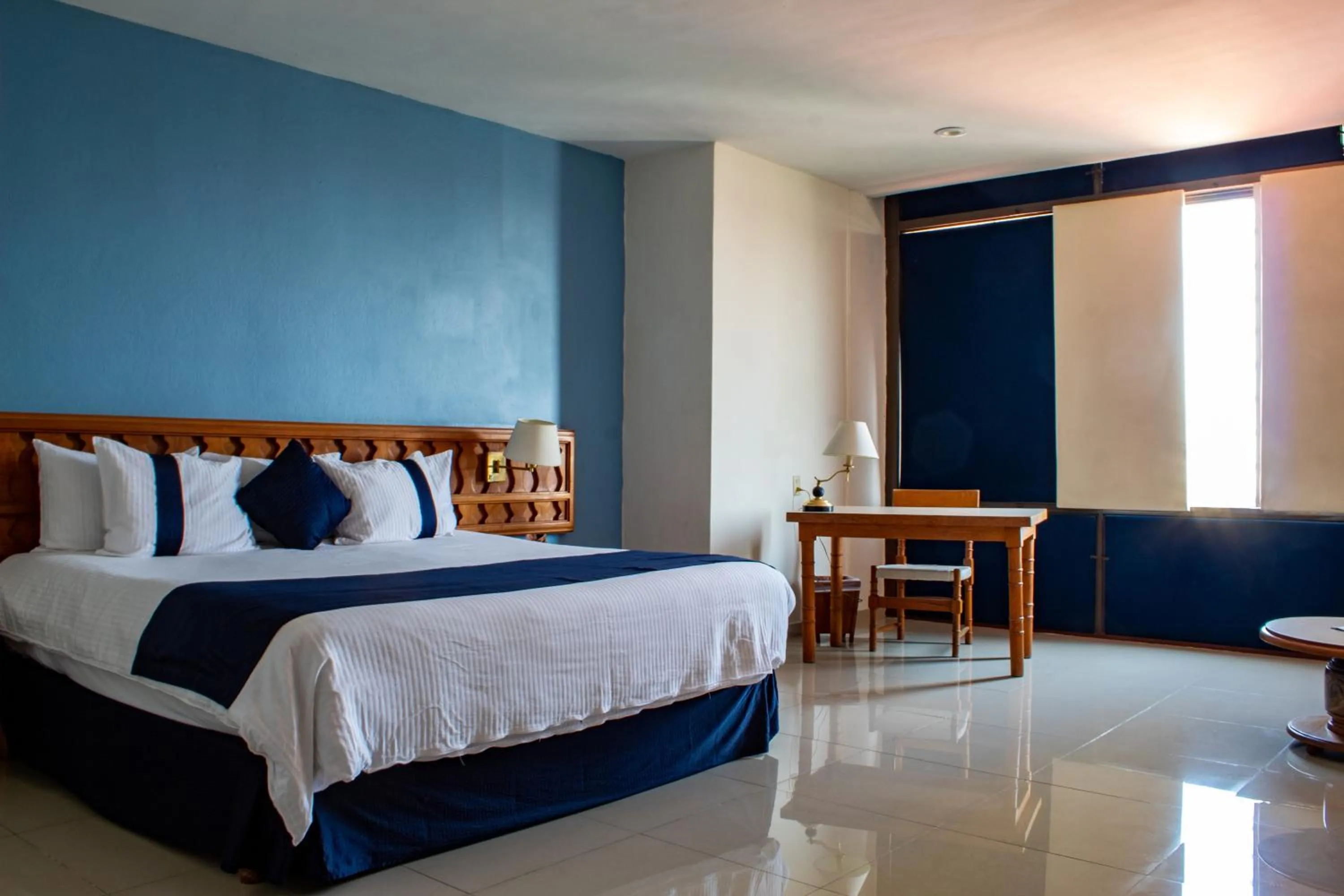 Photo of the whole room in Mision Guadalajara Centro Historico