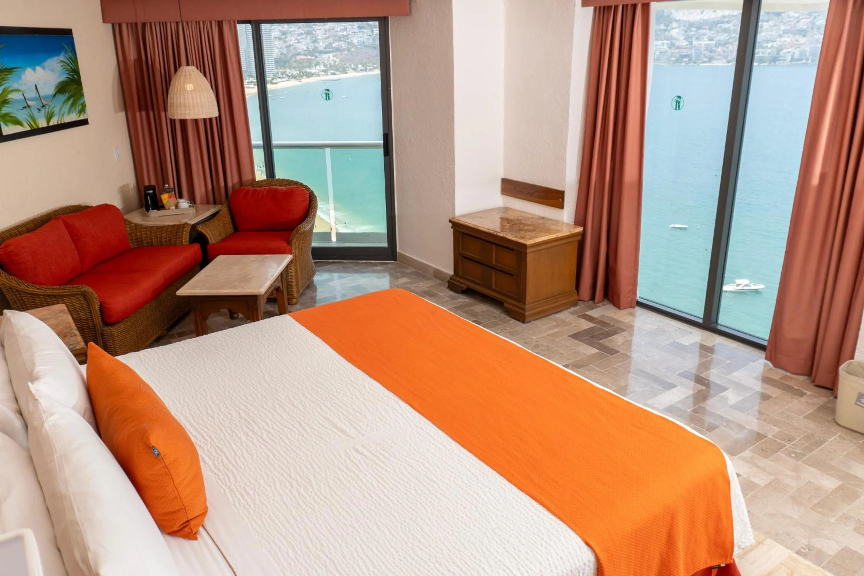 Sea view, Bed in Copacabana Beach Hotel Acapulco