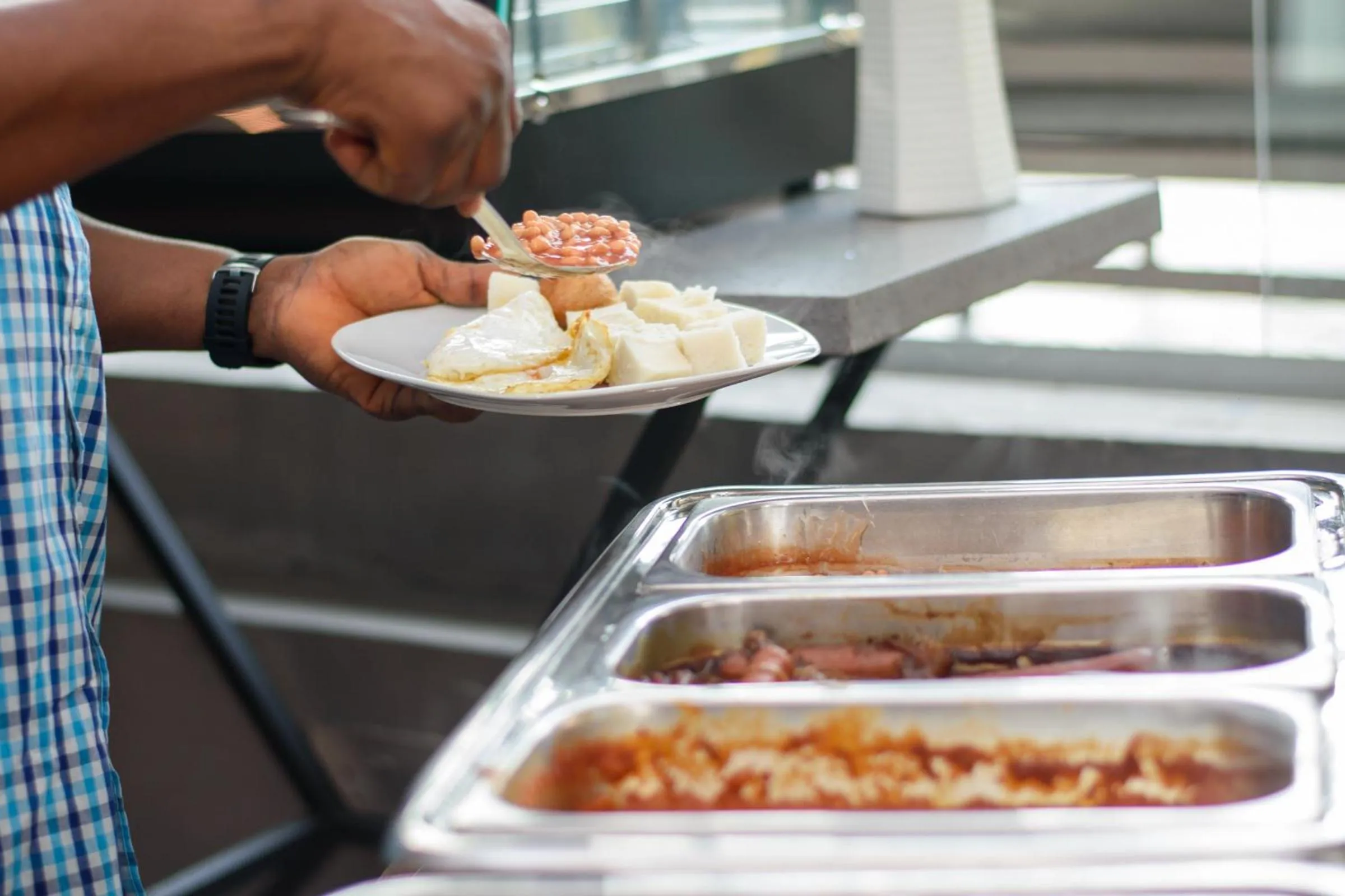 Restaurant/places to eat in The Blowfish Hotel