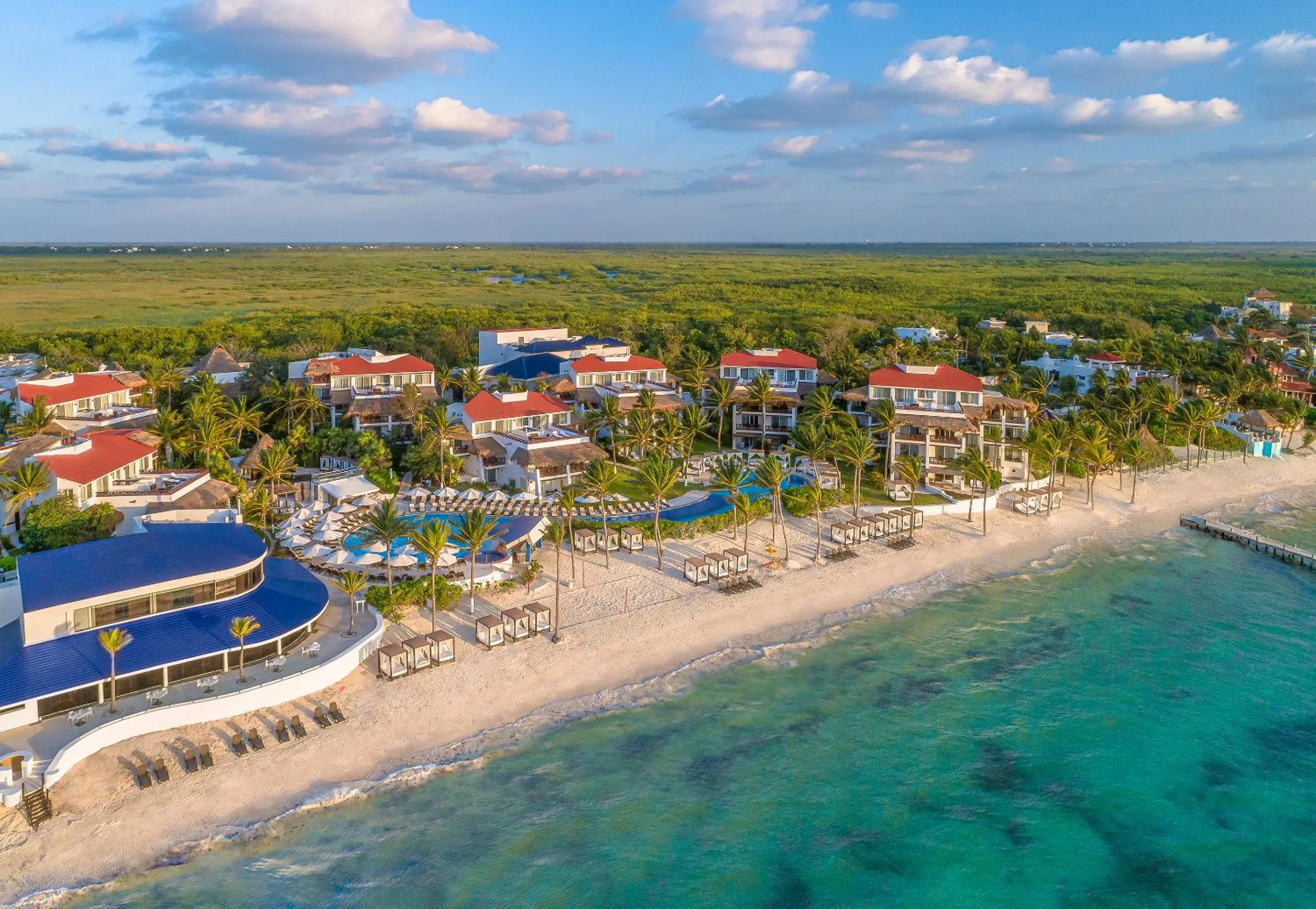 Area and facilities in Desire Riviera Maya Pearl Resort All Inclusive - Couples Only