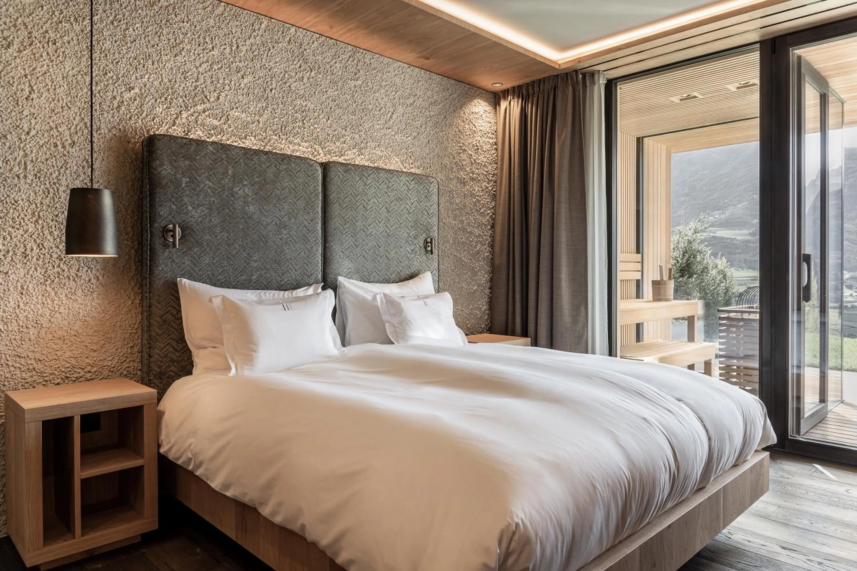 Photo of the whole room, Bed in Santre dolomythic home