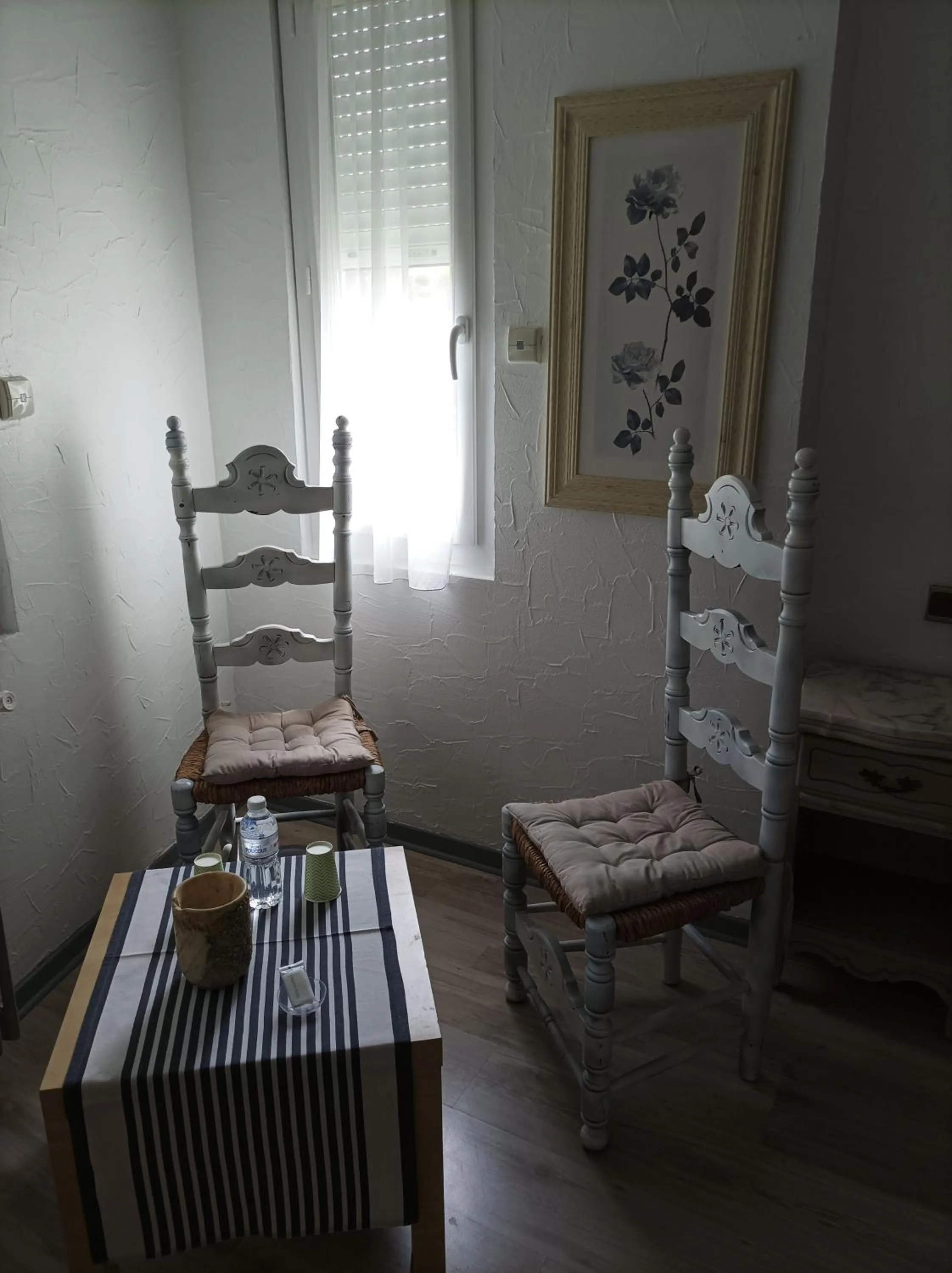 Seating area in L' Auberge Campagnarde, Lourdes