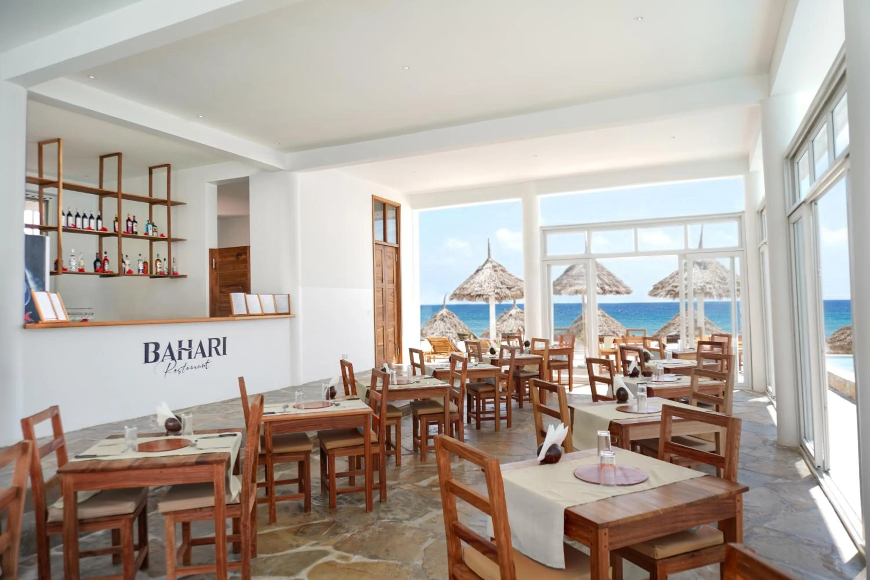 Restaurant/places to eat in AHG Sun Bay Mlilile Beach Hotel