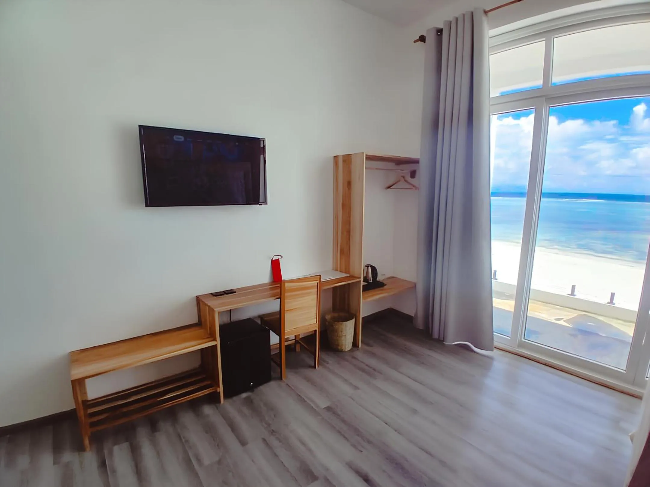 TV and multimedia in AHG Sun Bay Mlilile Beach Hotel