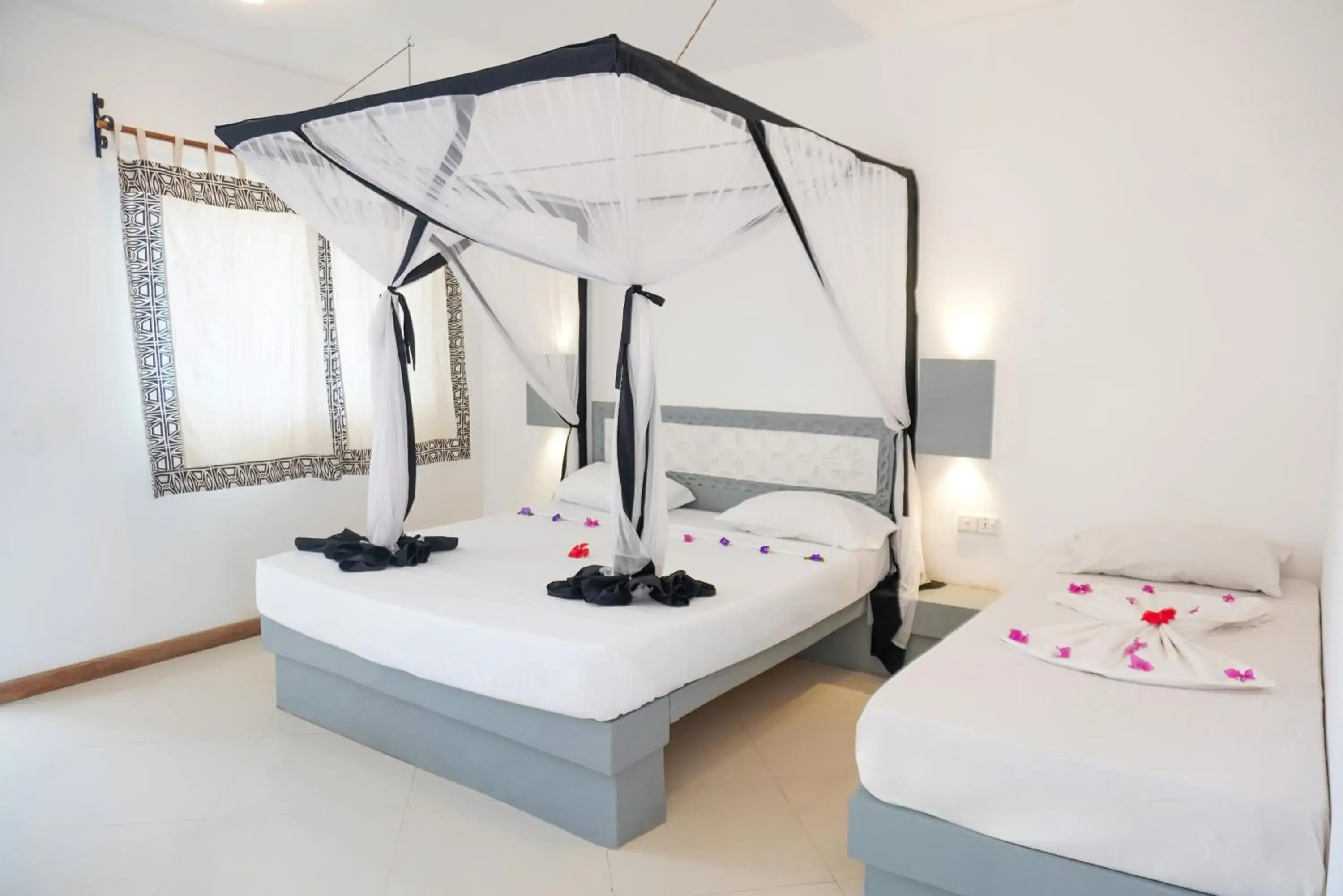 Double Room with Garden View in AHG Sun Bay Mlilile Beach Hotel Double Room with Garden View in AHG Sun Bay Mlilile Beach Hotel