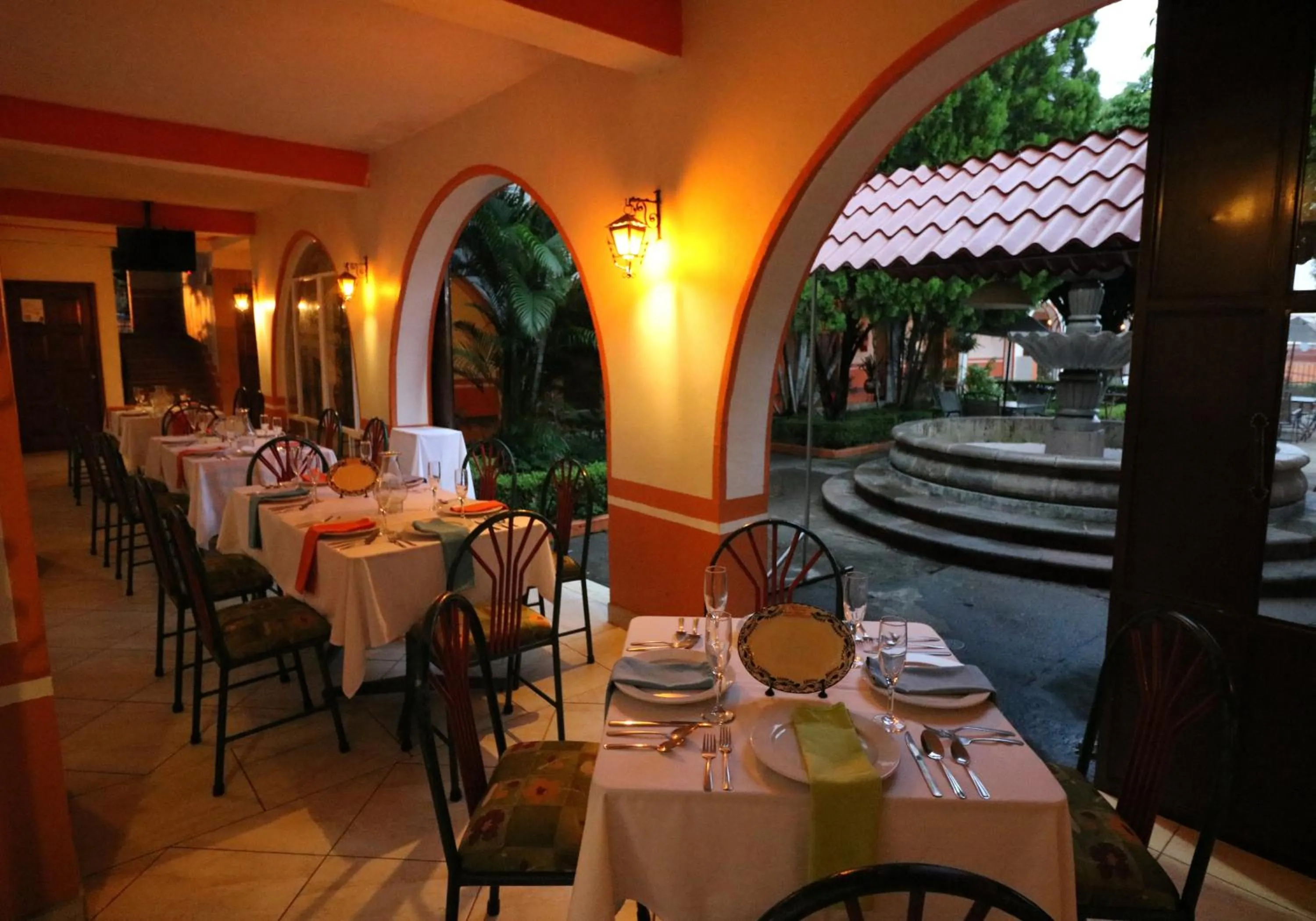Restaurant/Places to Eat in Mision Jalpan