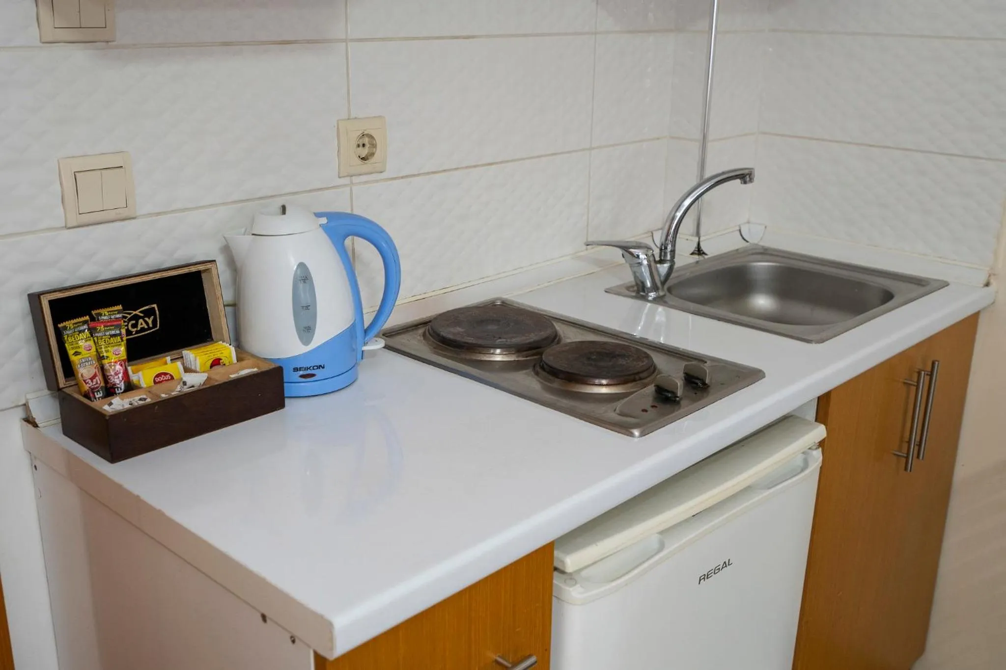 Coffee/tea facilities in Asteria House
