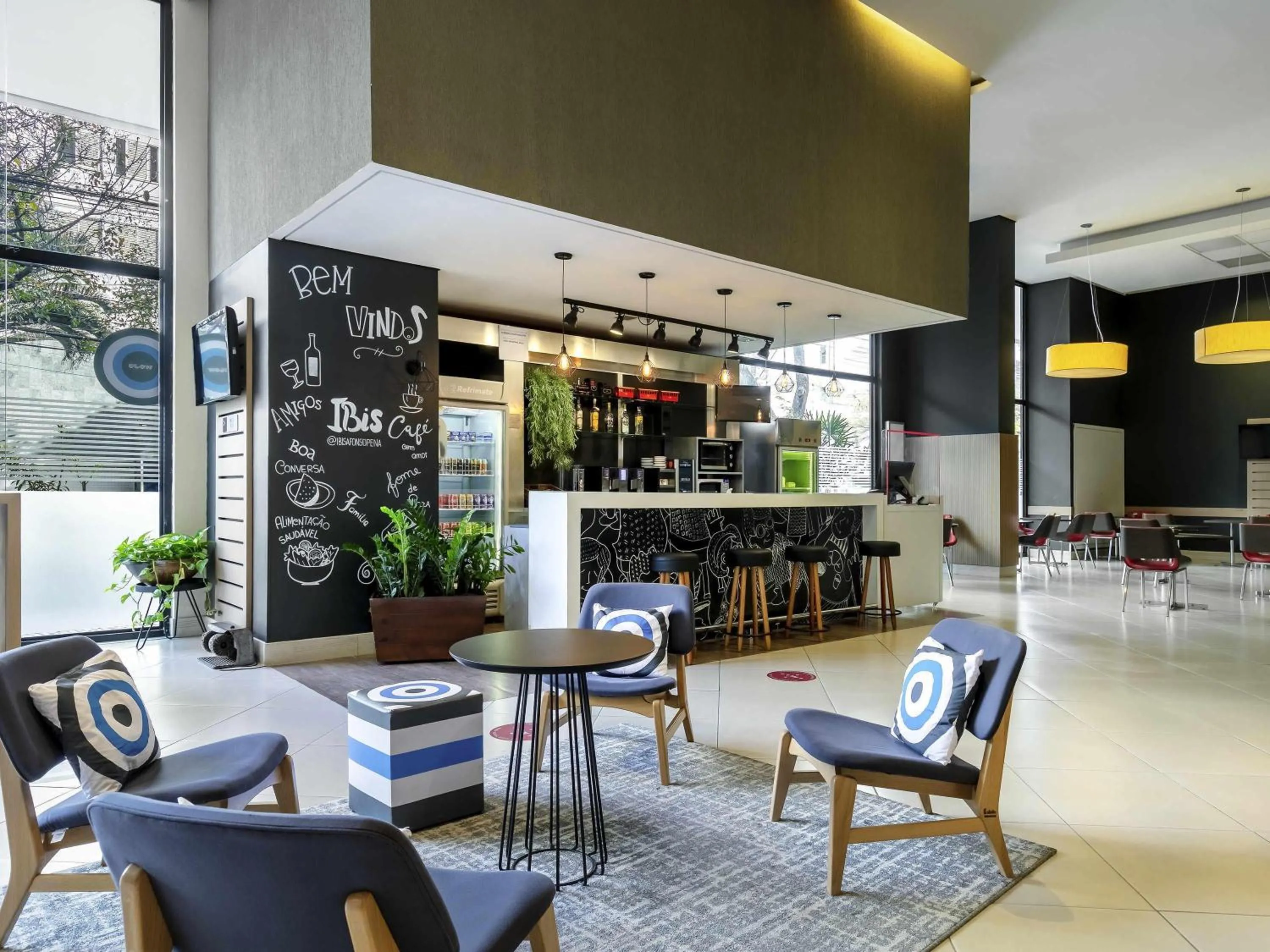 Restaurant/places to eat in ibis BH Afonso Pena Savassi