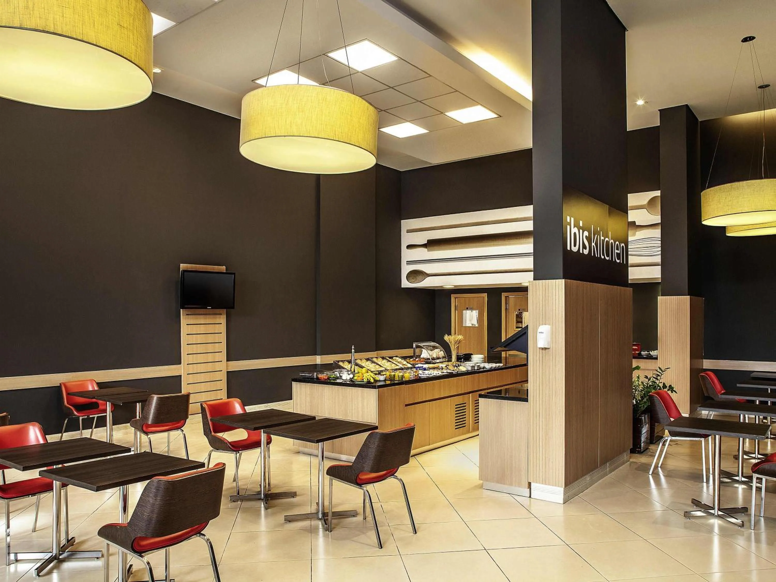 Restaurant/places to eat in ibis BH Afonso Pena Savassi