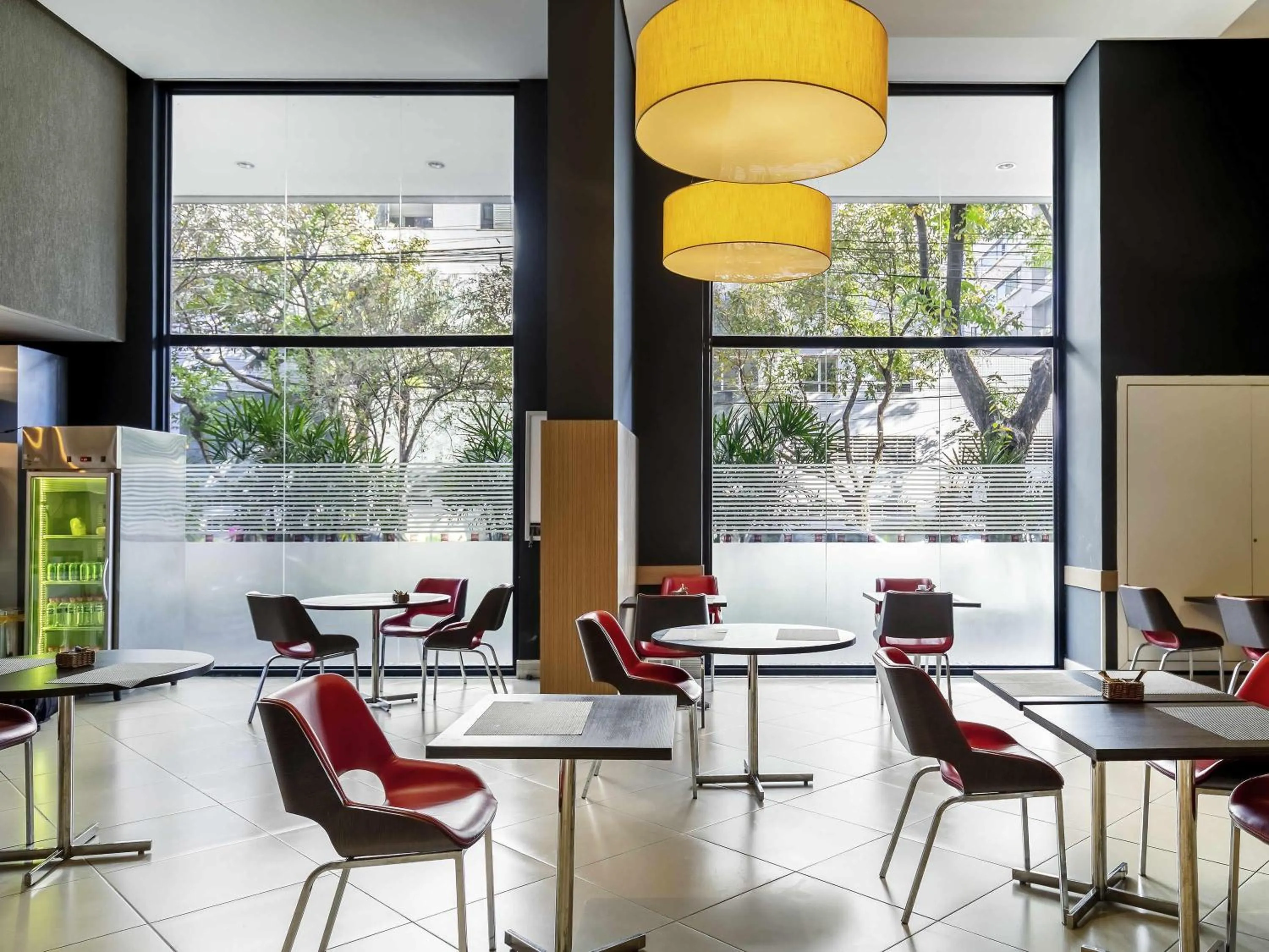 Restaurant/places to eat in ibis BH Afonso Pena Savassi