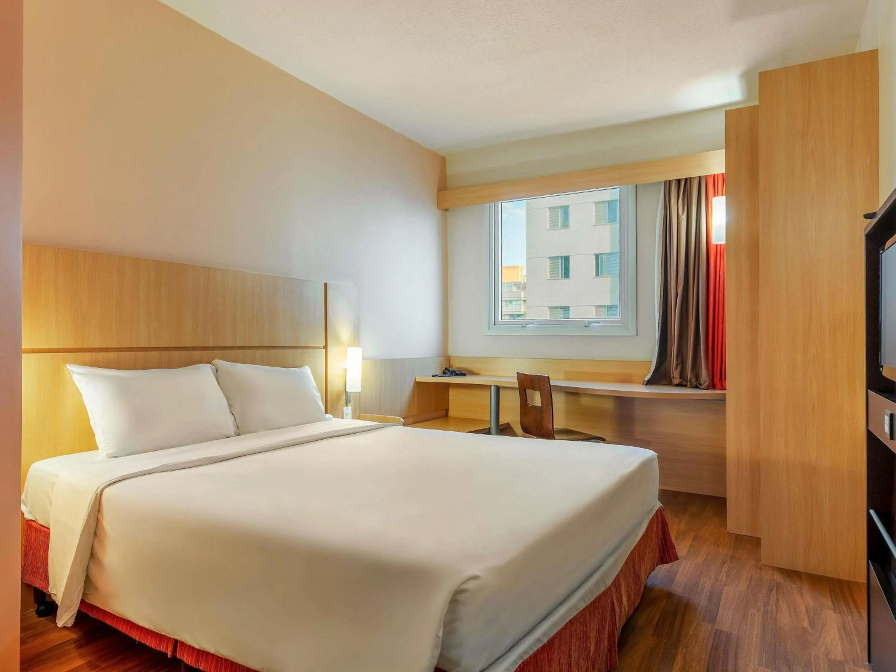 Bedroom, Bed in ibis BH Afonso Pena Savassi